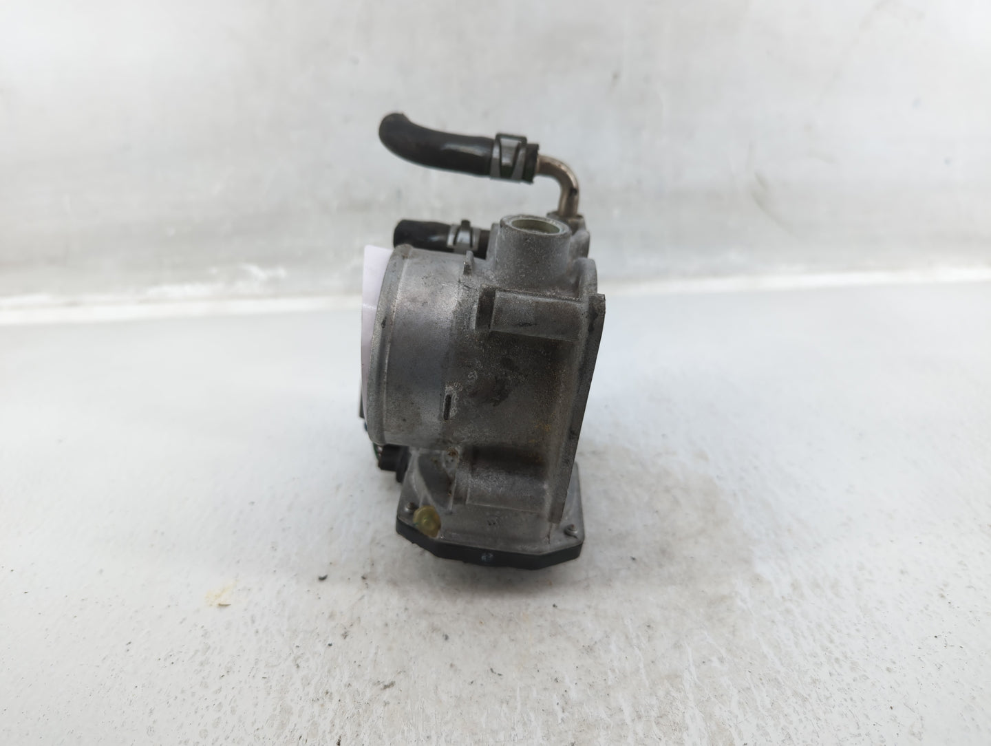 2014-2020 Nissan Rogue Throttle Body P/N:31A60-01 C Fits Fits 2013 2014 2015 2016 2017 2018 2019 2020 OEM Used Auto Parts - 