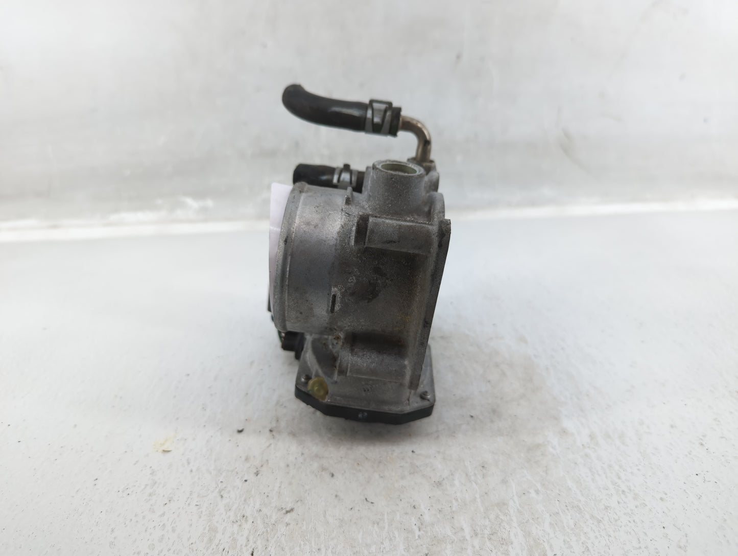 2014-2020 Nissan Rogue Throttle Body P/N:31A60-01 C Fits Fits 2013 2014 2015 2016 2017 2018 2019 2020 OEM Used Auto Parts - 