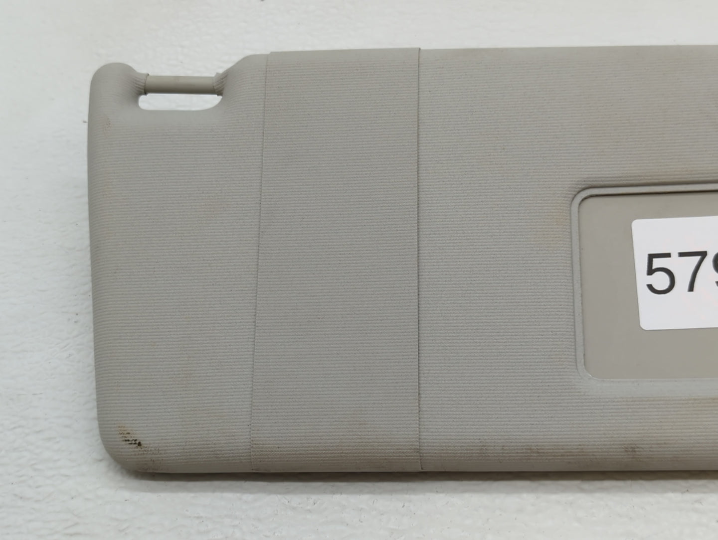 2018-2020 Nissan Rogue Sun Visor Shade Replacement Passenger Right Mirror Fits Fits 2018 2019 2020 OEM Used Auto Parts - Oem