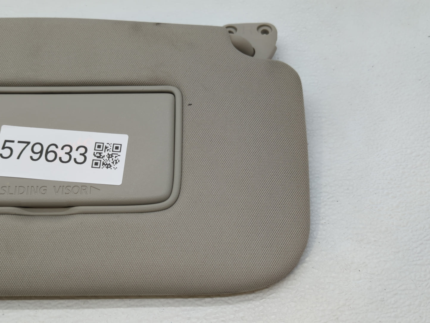 2018-2020 Nissan Rogue Sun Visor Shade Replacement Passenger Right Mirror Fits Fits 2018 2019 2020 OEM Used Auto Parts - Oem