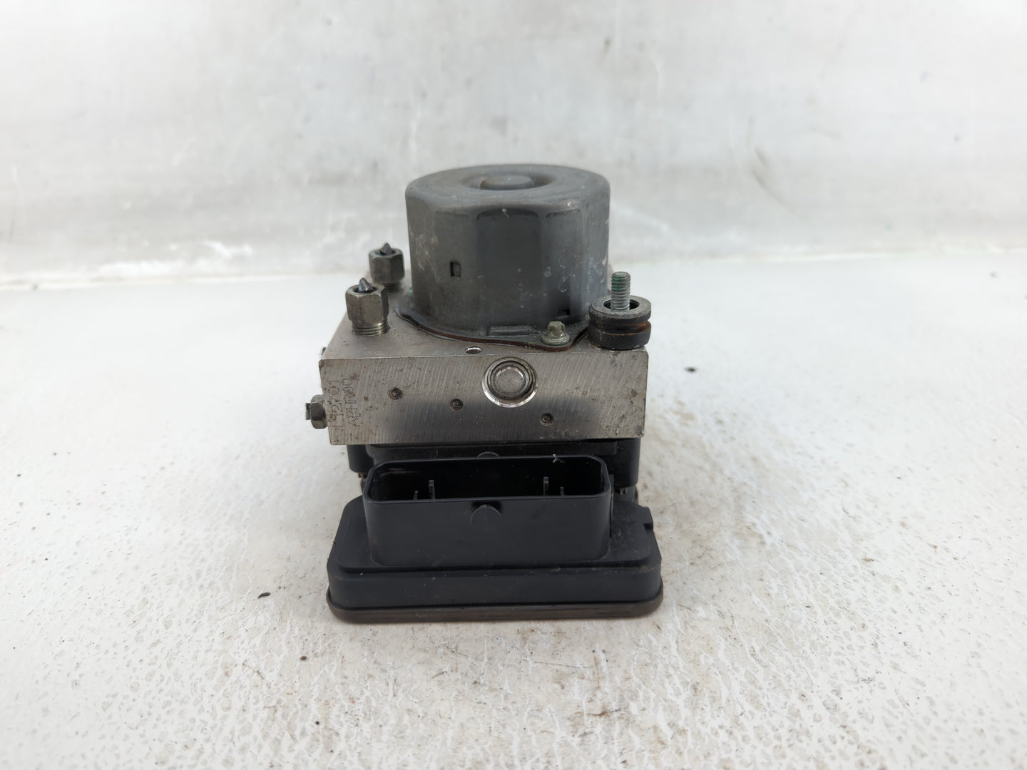 2019-2020 Nissan Rogue ABS Pump Control Module Replacement P/N:47660 5HT3A Fits Fits 2019 2020 OEM Used Auto Parts - Oemused