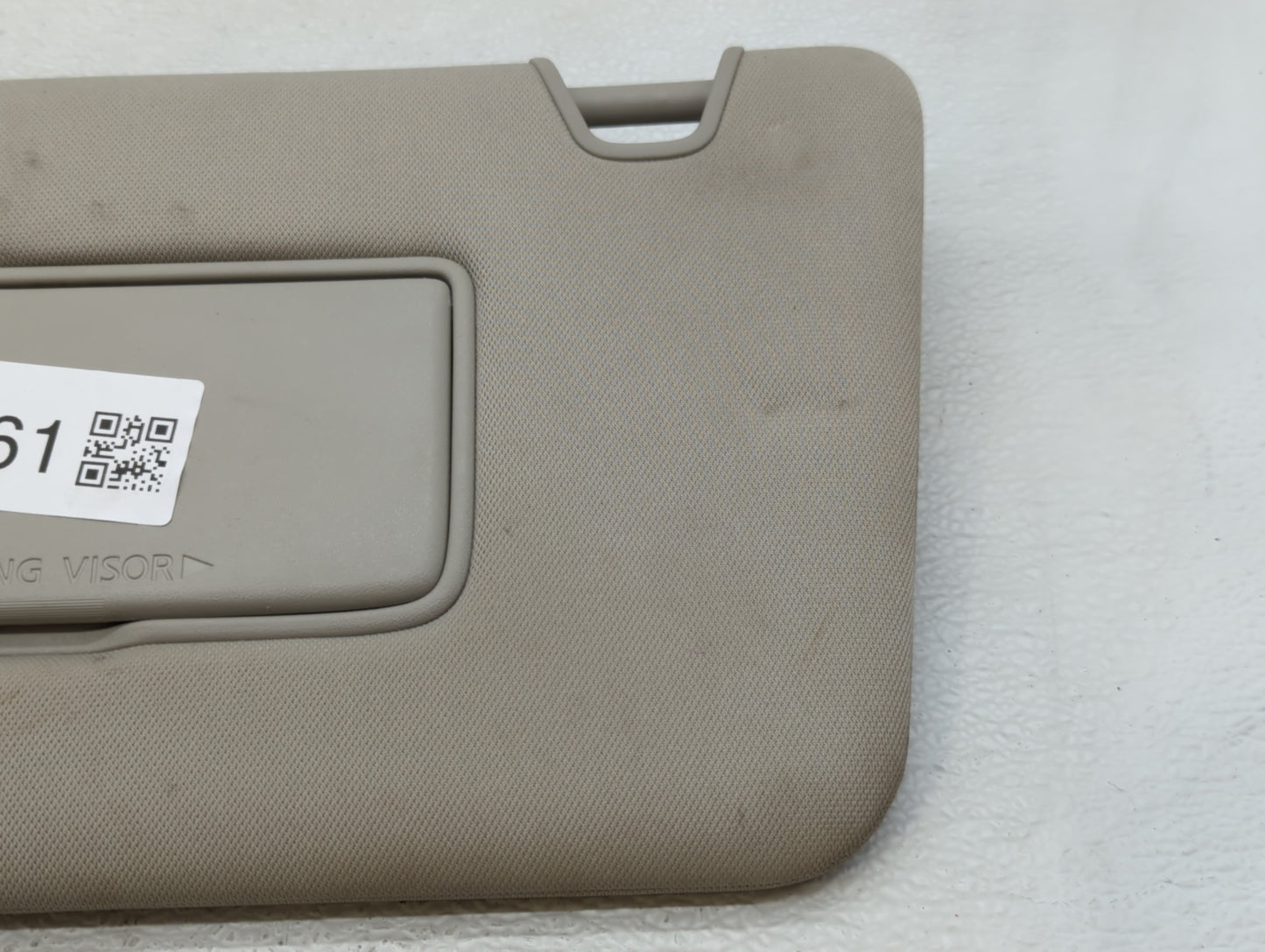 2018-2020 Nissan Rogue Sun Visor Shade Replacement Driver Left Mirror Fits Fits 2018 2019 2020 OEM Used Auto Parts - Oemused