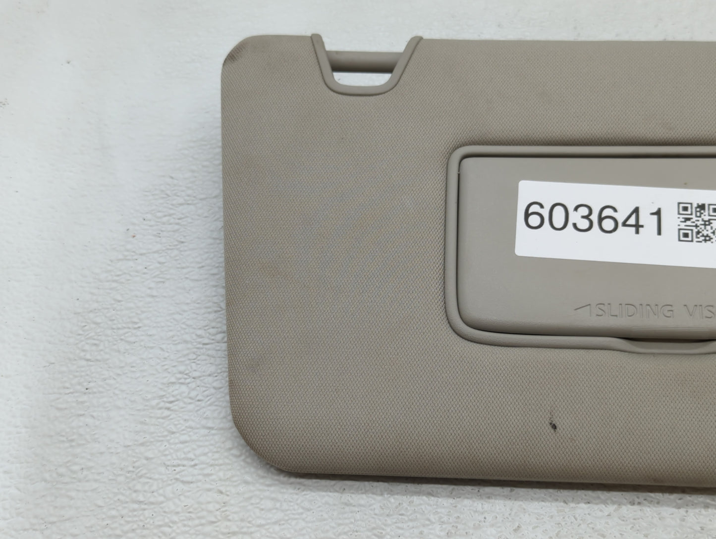 2018-2020 Nissan Rogue Sun Visor Shade Replacement Passenger Right Mirror Fits Fits 2018 2019 2020 OEM Used Auto Parts - Oem