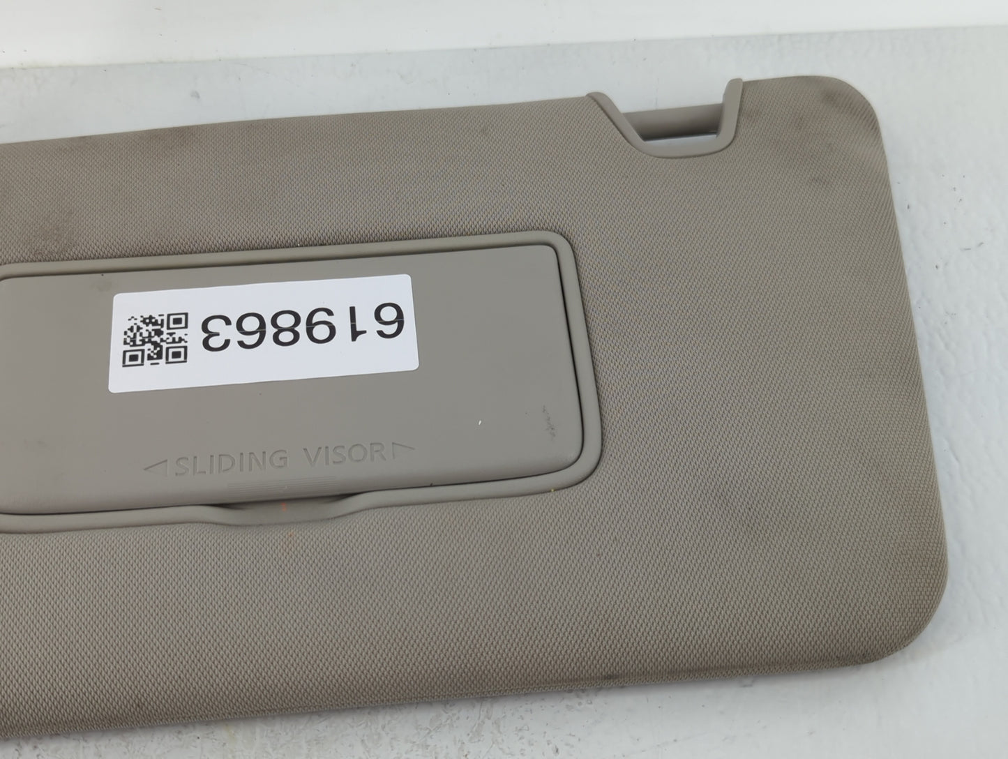2018-2020 Nissan Rogue Sun Visor Shade Replacement Driver Left Mirror Fits Fits 2018 2019 2020 OEM Used Auto Parts - Oemused