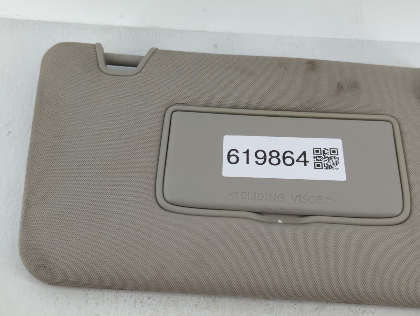 2018-2020 Nissan Rogue Sun Visor Shade Replacement Passenger Right Mirror Fits Fits 2018 2019 2020 OEM Used Auto Parts - Oem