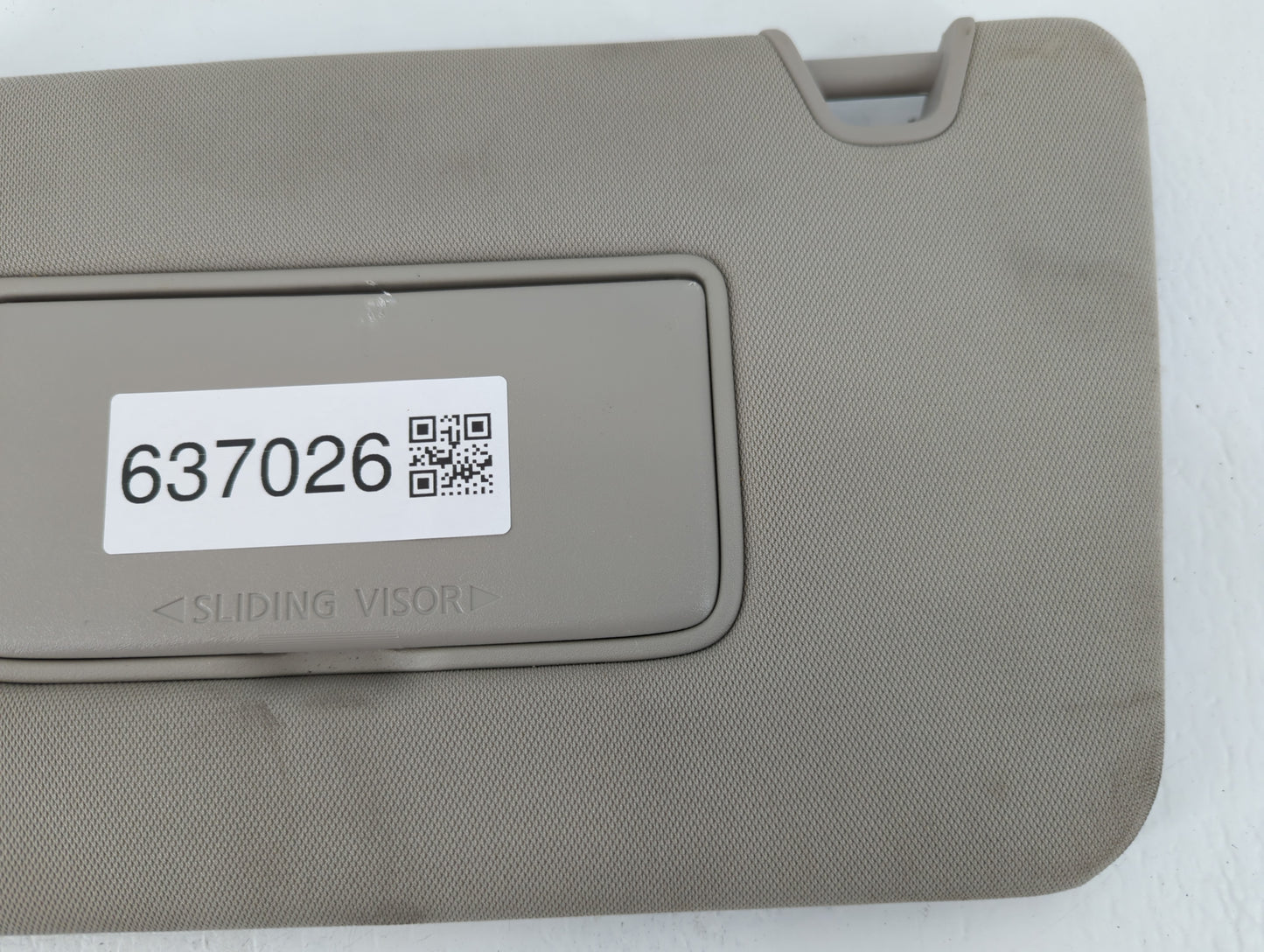 2018-2020 Nissan Rogue Sun Visor Shade Replacement Driver Left Mirror Fits Fits 2018 2019 2020 OEM Used Auto Parts - Oemused
