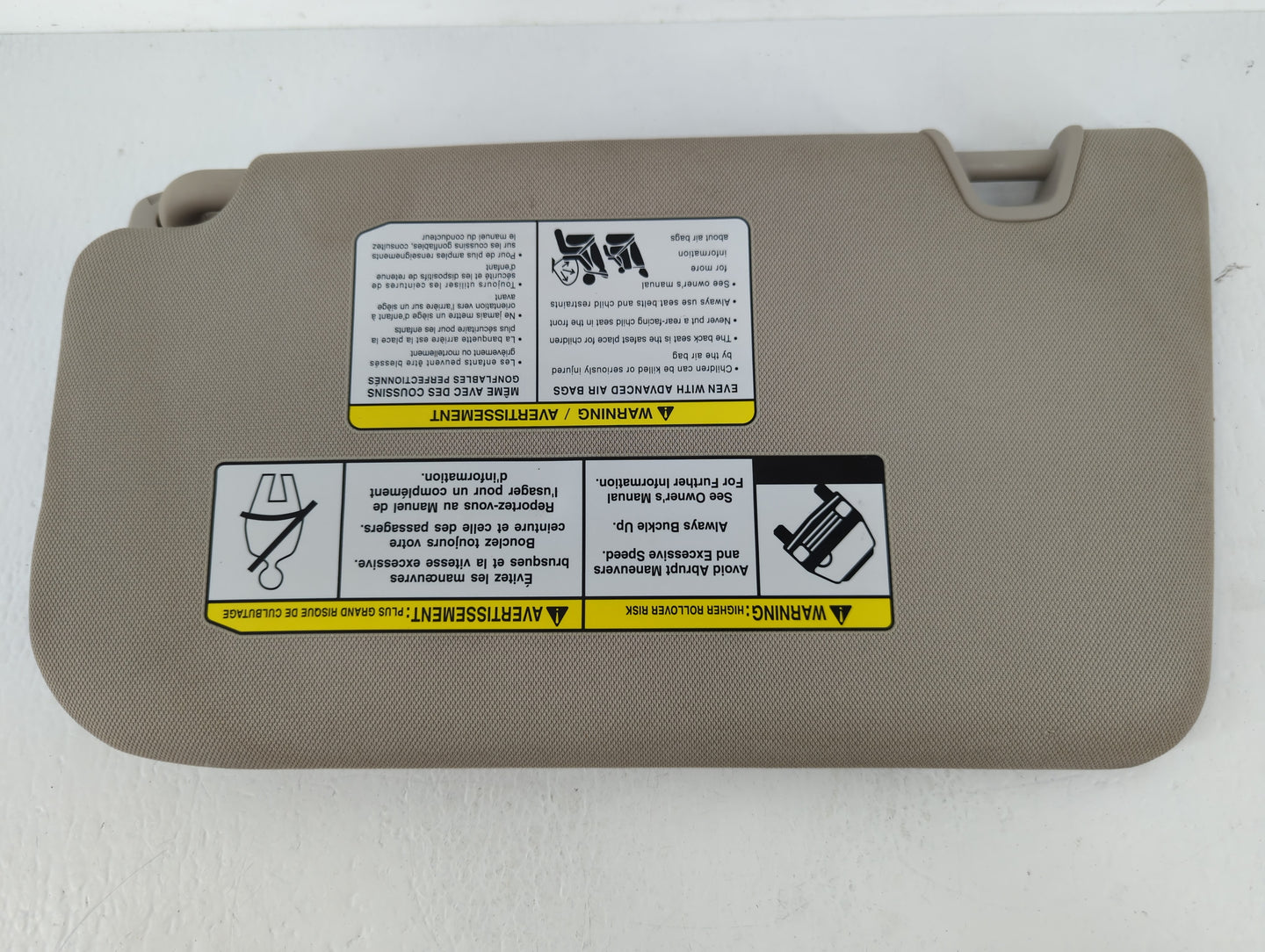 2018-2020 Nissan Rogue Sun Visor Shade Replacement Passenger Right Mirror Fits Fits 2018 2019 2020 OEM Used Auto Parts - Oem