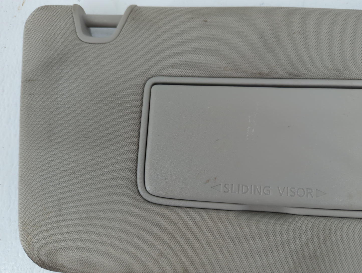 2018-2020 Nissan Rogue Sun Visor Shade Replacement Passenger Right Mirror Fits Fits 2018 2019 2020 OEM Used Auto Parts - Oem