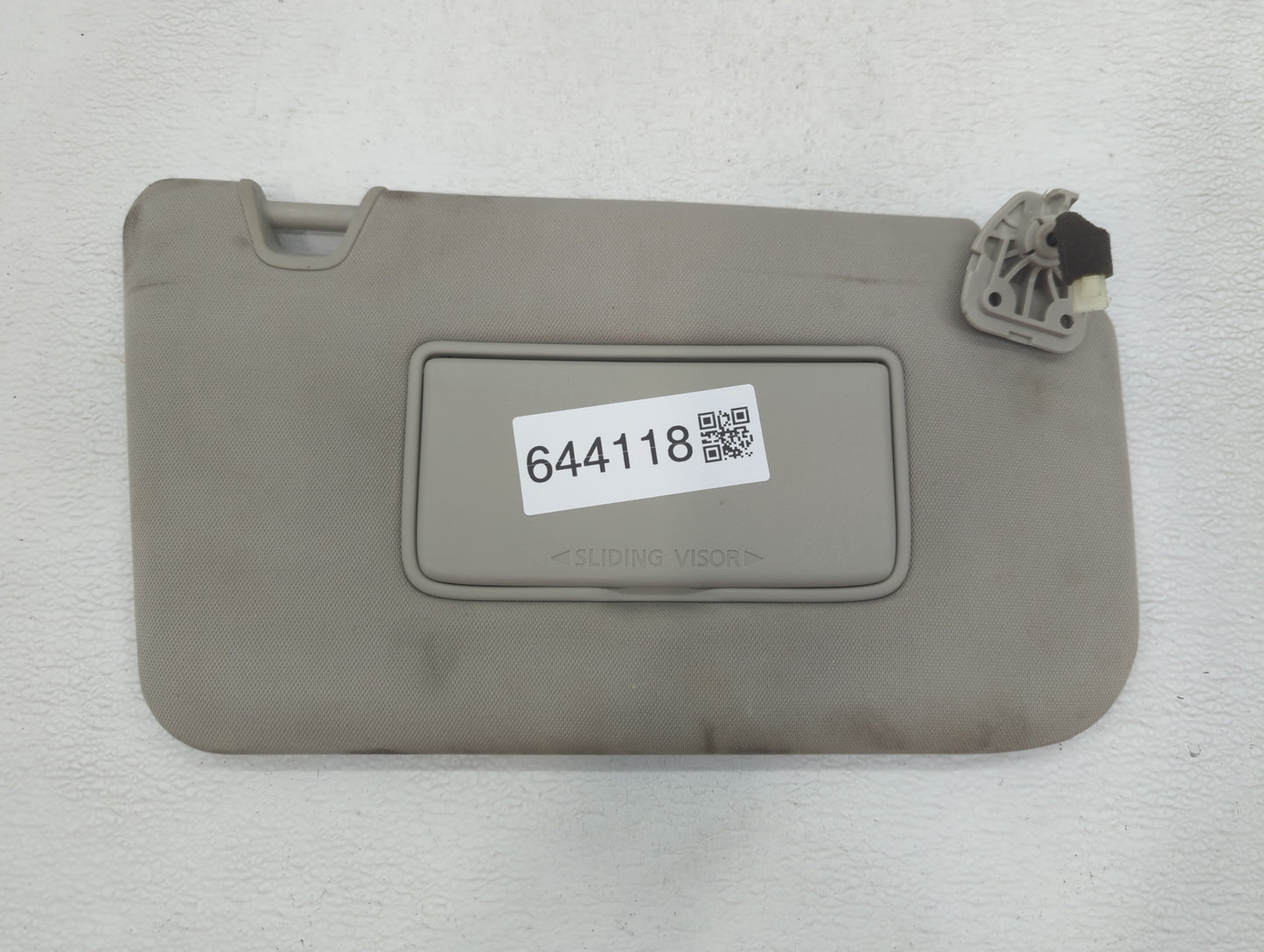 2018-2020 Nissan Rogue Sun Visor Shade Replacement Passenger Right Mirror Fits Fits 2018 2019 2020 OEM Used Auto Parts - Oem