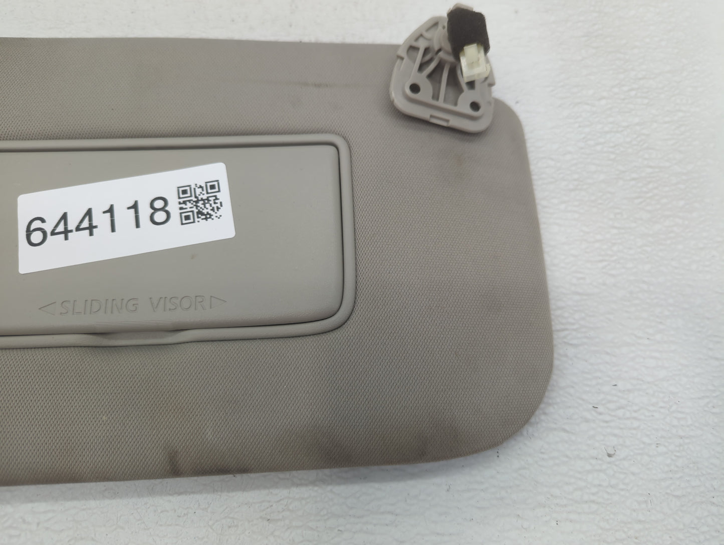2018-2020 Nissan Rogue Sun Visor Shade Replacement Passenger Right Mirror Fits Fits 2018 2019 2020 OEM Used Auto Parts - Oem