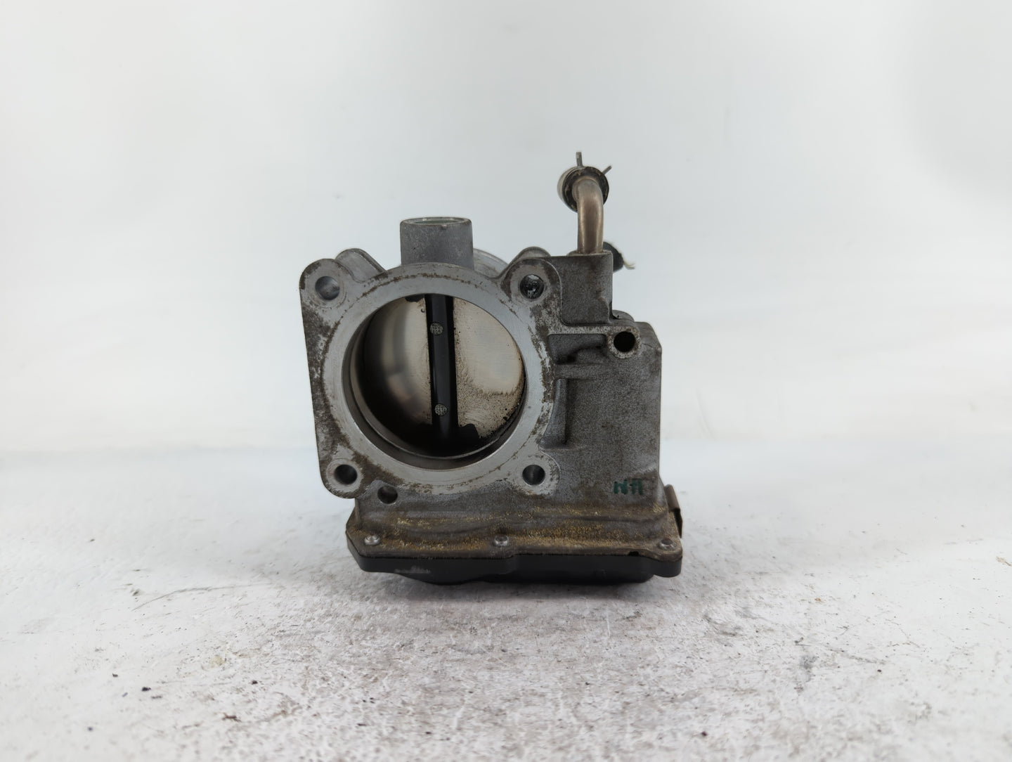 2014-2020 Nissan Rogue Throttle Body P/N:3TA60-01 C Fits Fits 2013 2014 2015 2016 2017 2018 2019 2020 OEM Used Auto Parts - 