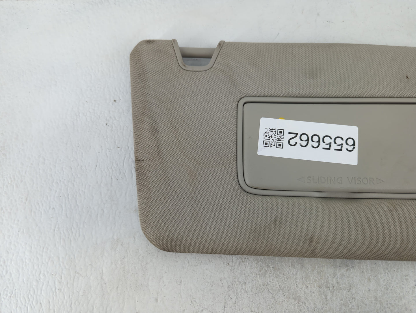 2018-2020 Nissan Rogue Sun Visor Shade Replacement Passenger Right Mirror Fits Fits 2018 2019 2020 OEM Used Auto Parts - Oem