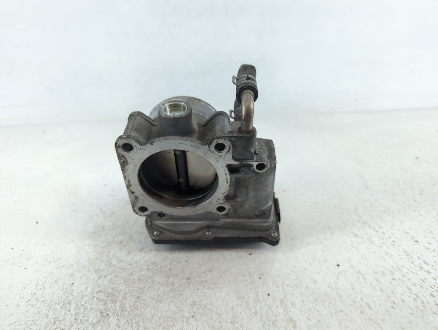 2014-2020 Nissan Rogue Throttle Body P/N:3TA60-01 C Fits Fits 2013 2014 2015 2016 2017 2018 2019 2020 OEM Used Auto Parts - 