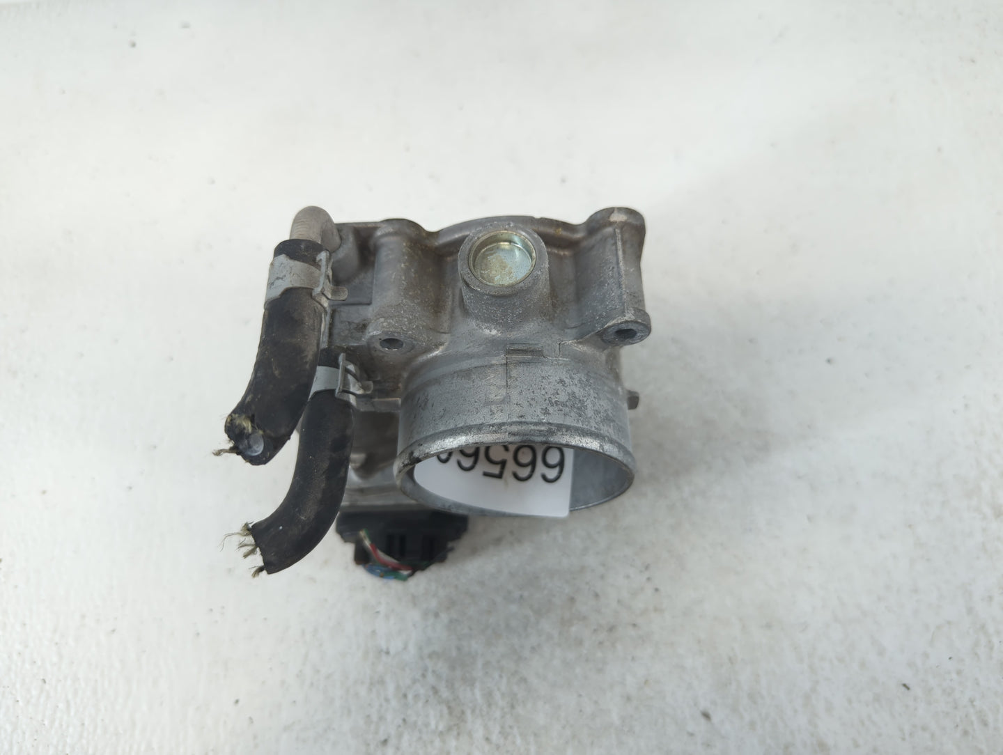 2014-2020 Nissan Rogue Throttle Body P/N:3TA60-01 C Fits Fits 2013 2014 2015 2016 2017 2018 2019 2020 OEM Used Auto Parts - 