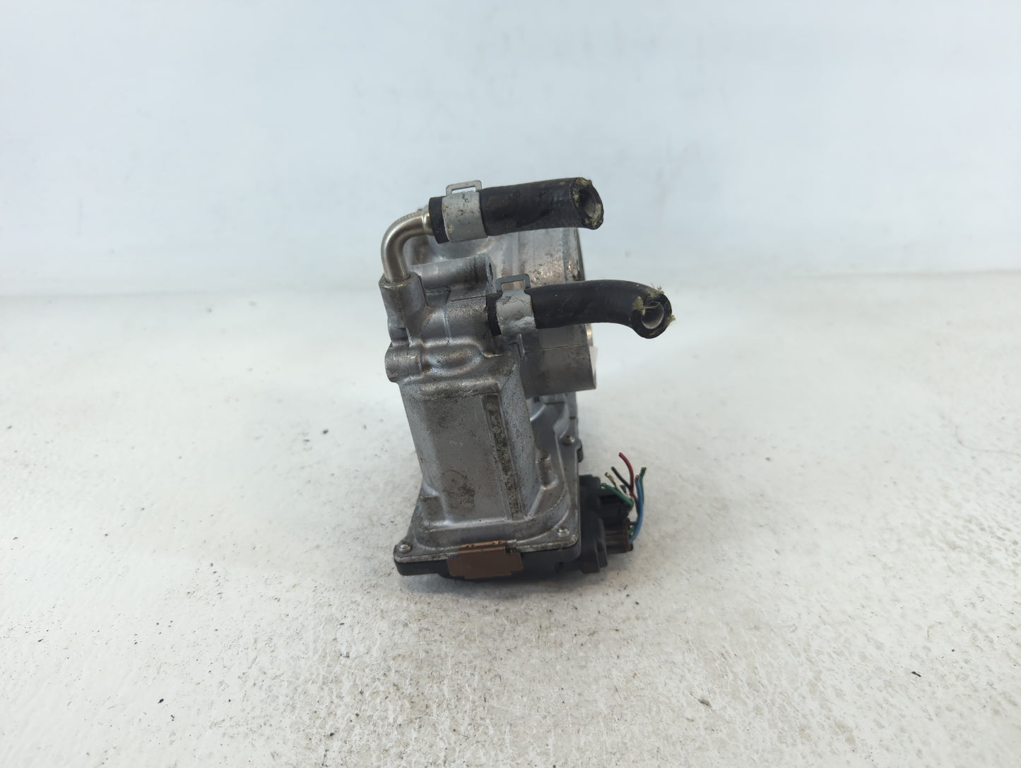 2014-2020 Nissan Rogue Throttle Body P/N:3TA60-01 C Fits Fits 2013 2014 2015 2016 2017 2018 2019 2020 OEM Used Auto Parts - 