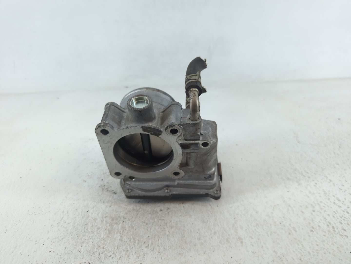2014-2020 Nissan Rogue Throttle Body P/N:3TA60-01 C Fits Fits 2013 2014 2015 2016 2017 2018 2019 2020 OEM Used Auto Parts - 