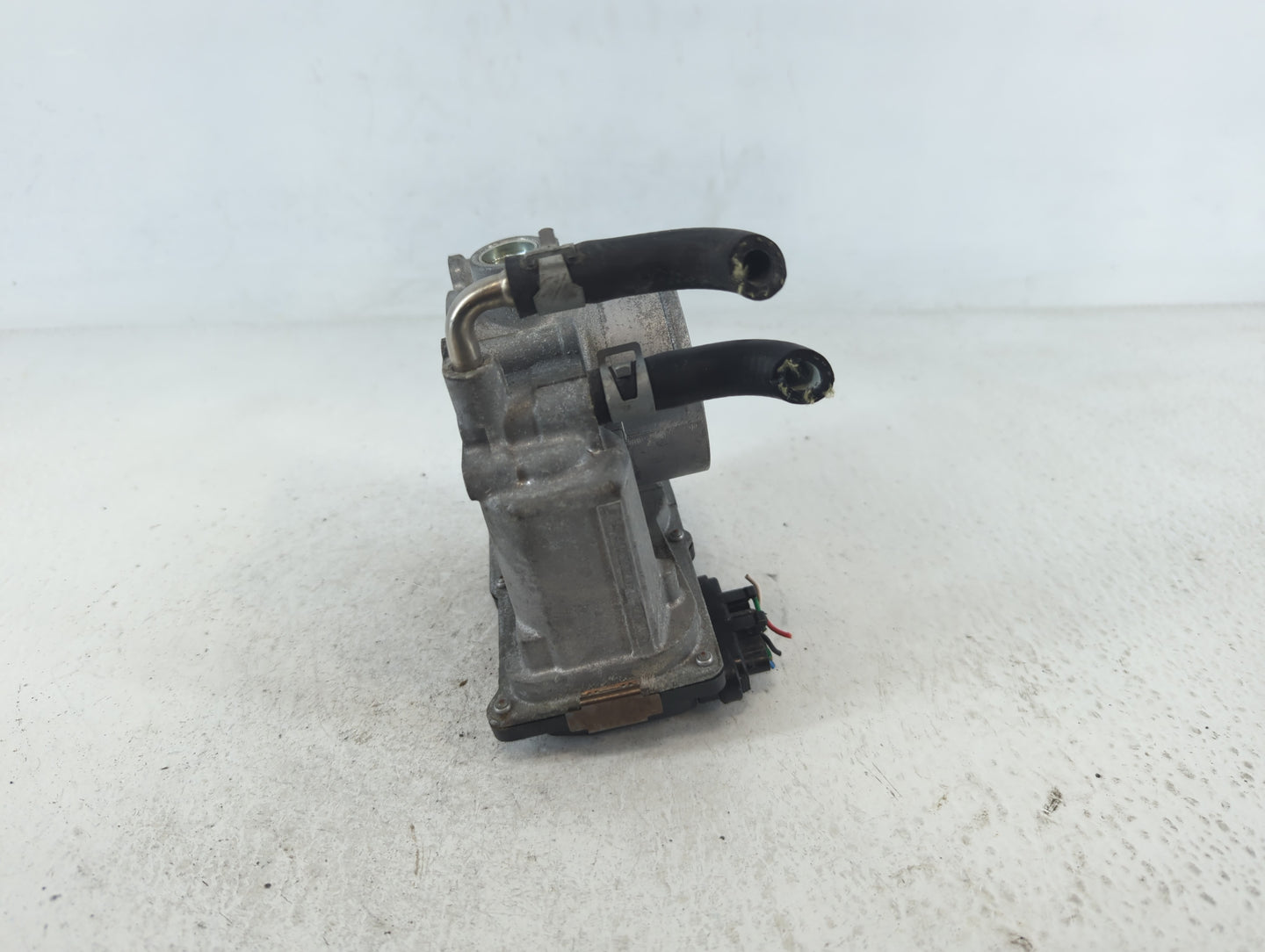 2014-2020 Nissan Rogue Throttle Body P/N:3TA60-01-C Fits Fits 2013 2014 2015 2016 2017 2018 2019 2020 OEM Used Auto Parts - 