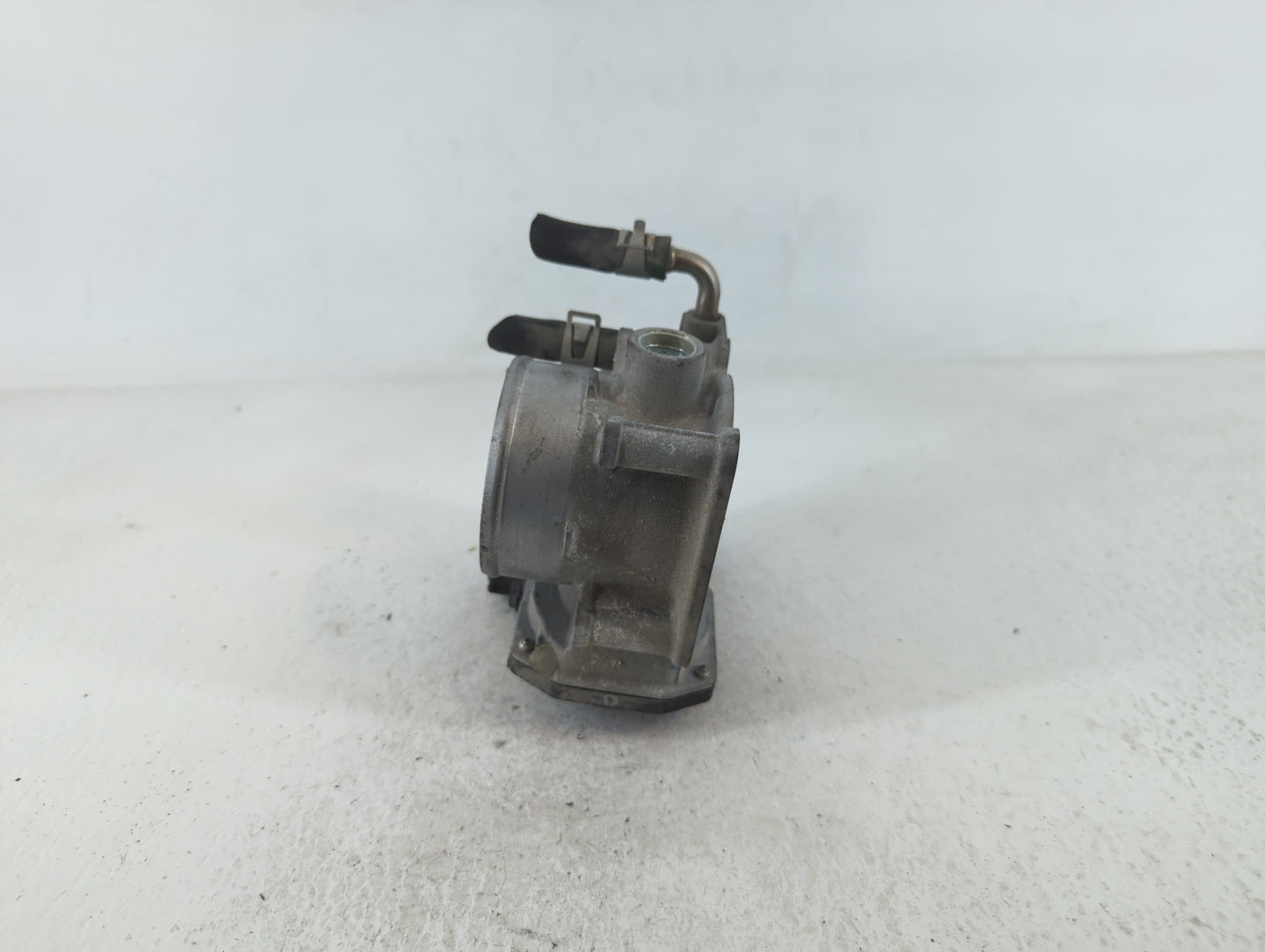 2014-2020 Nissan Rogue Throttle Body P/N:3TA60-01-C Fits Fits 2013 2014 2015 2016 2017 2018 2019 2020 OEM Used Auto Parts - 