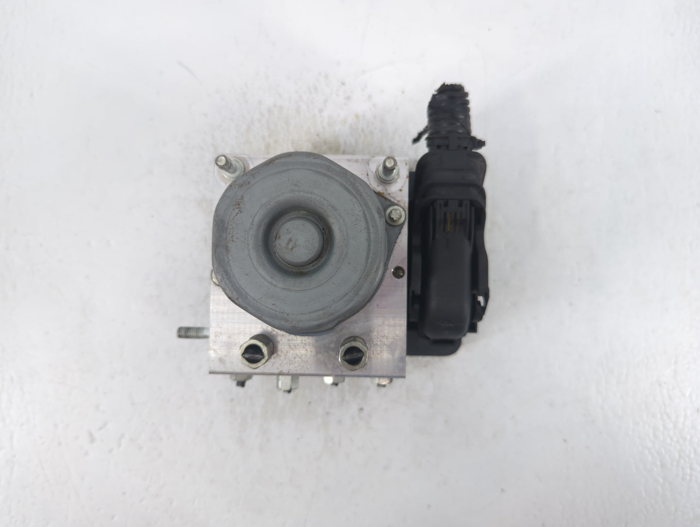 2019-2020 Nissan Rogue ABS Pump Control Module Replacement P/N:269 829 47660 7FM5A Fits Fits 2019 2020 OEM Used Auto Parts -