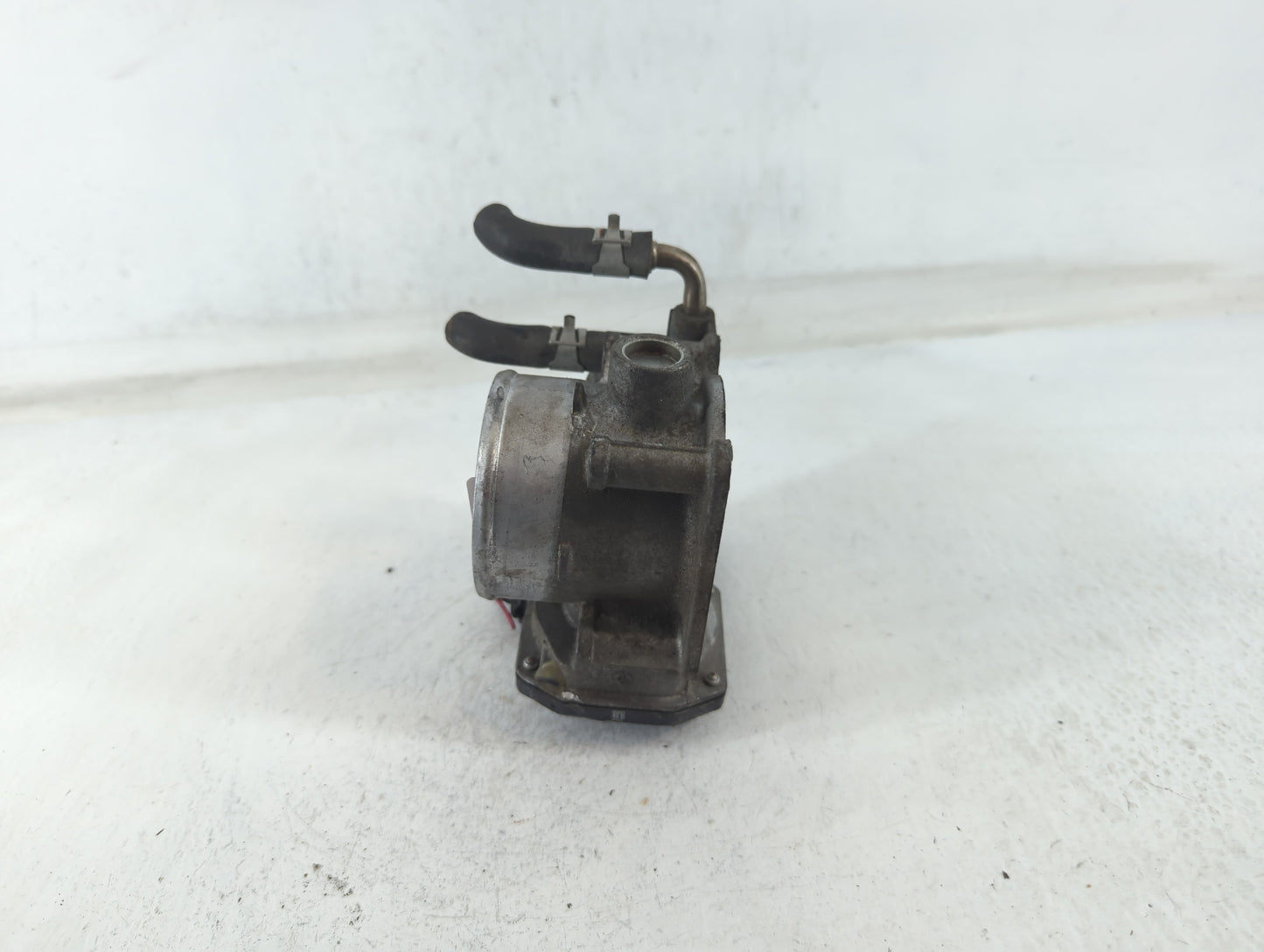 2014-2020 Nissan Rogue Throttle Body P/N:3TA60-01 C Fits Fits 2013 2014 2015 2016 2017 2018 2019 2020 OEM Used Auto Parts - 