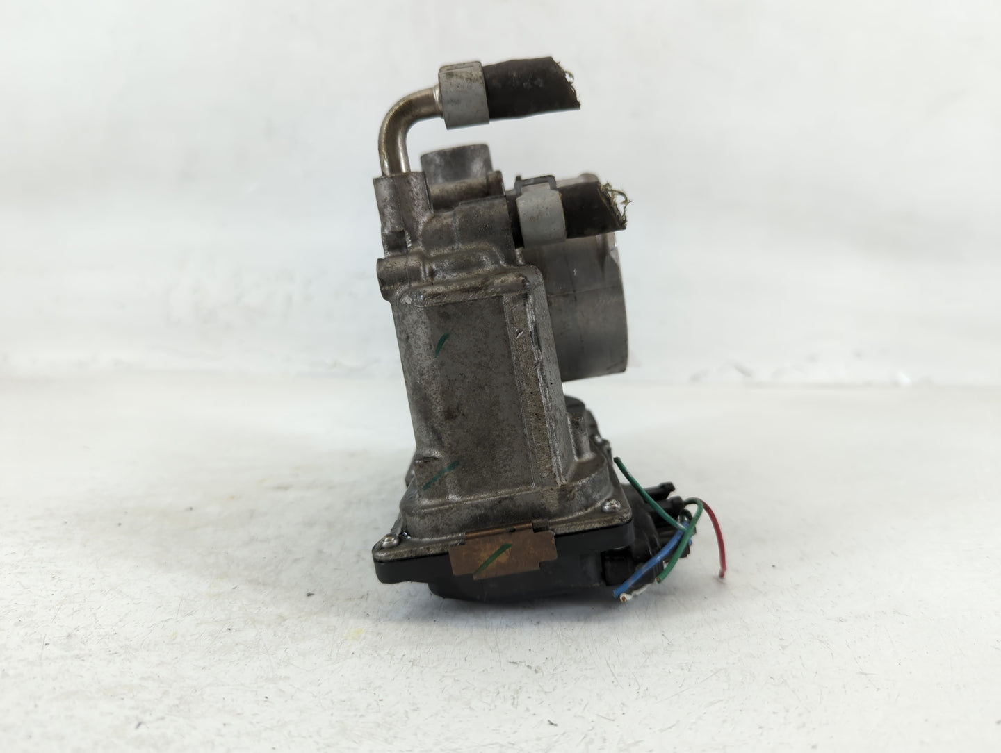 2014-2020 Nissan Rogue Throttle Body P/N:01686 5H07, 3TA60-01 A Fits Fits 2013 2014 2015 2016 2017 2018 2019 2020 OEM Used A