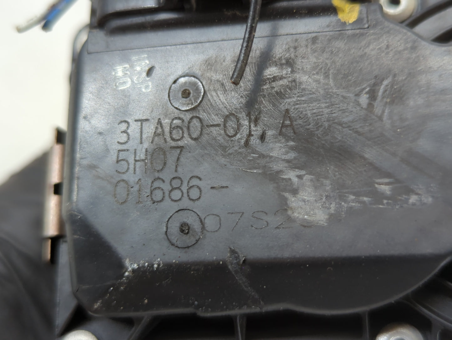 2014-2020 Nissan Rogue Throttle Body P/N:01686 5H07, 3TA60-01 A Fits Fits 2013 2014 2015 2016 2017 2018 2019 2020 OEM Used A
