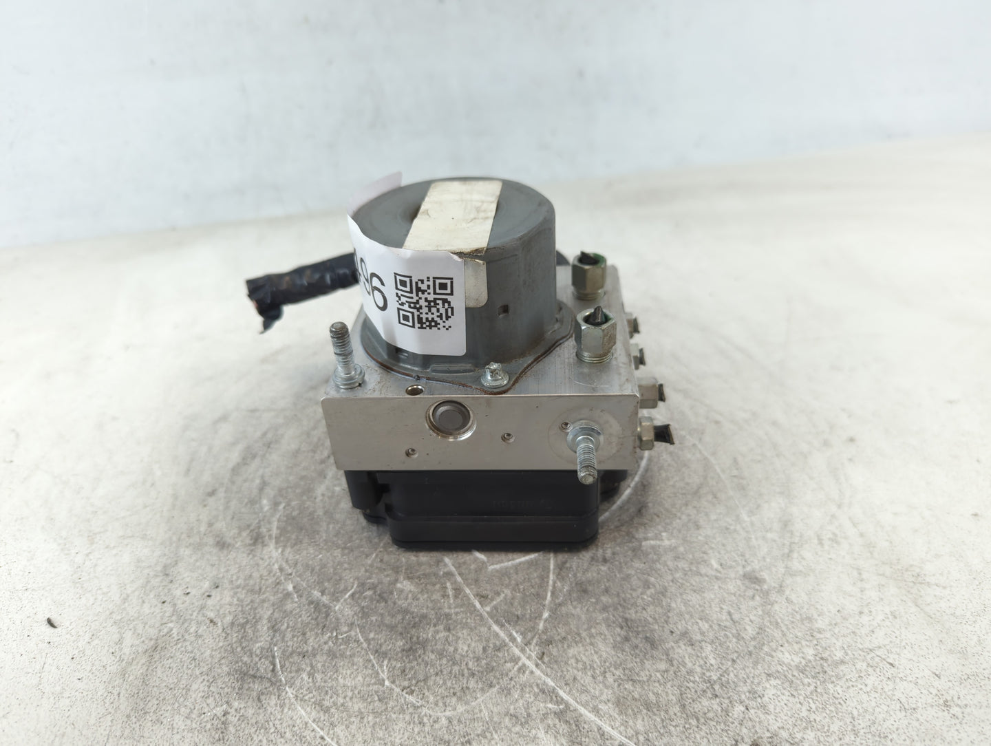 2018-2020 Nissan Rogue ABS Pump Control Module Replacement P/N:269 829 47660 9TF2A Fits Fits 2018 2019 2020 OEM Used Auto Pa