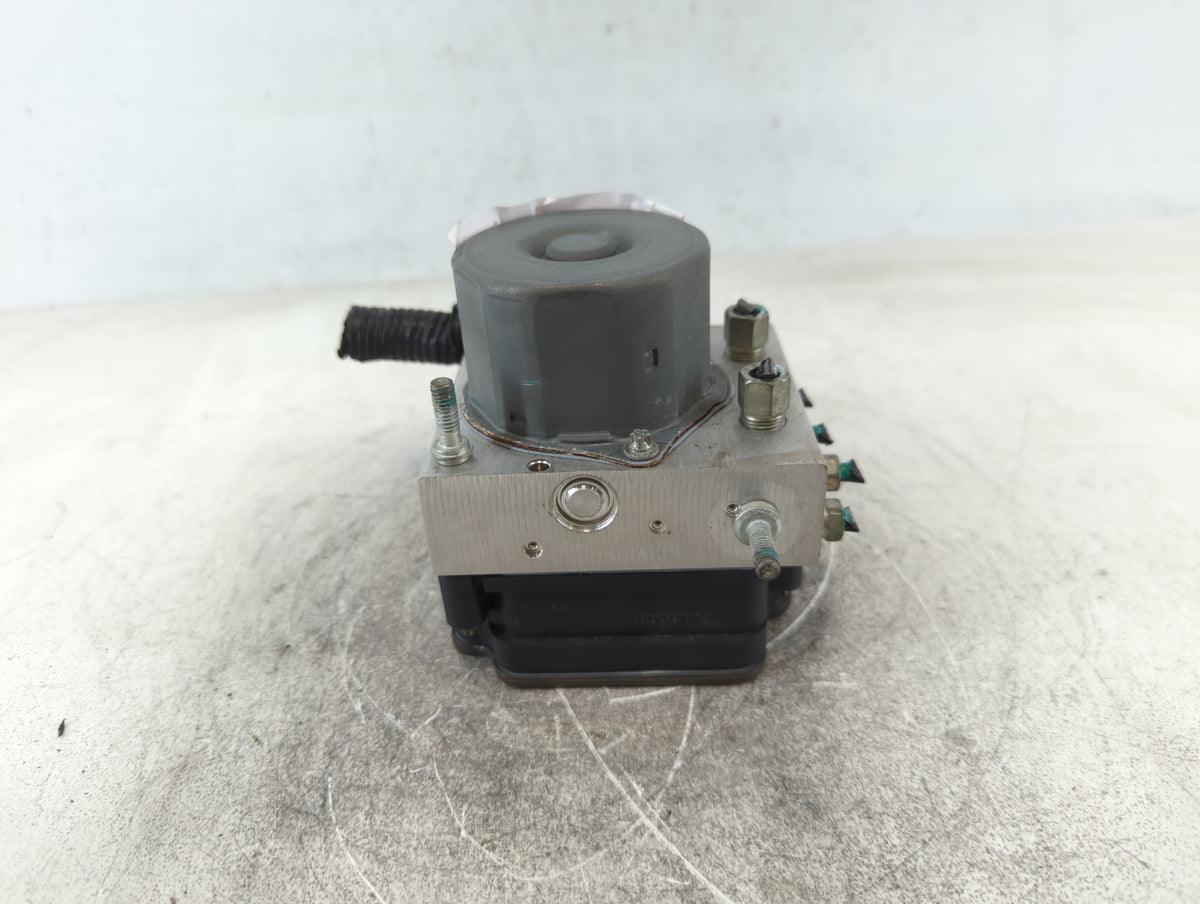 2019-2020 Nissan Rogue Anti-Lock Brake ABS Pump Module Actuator OEM P/N:47660 5HT0A Fits Fits 2019 2020 OEM Used Auto Parts 