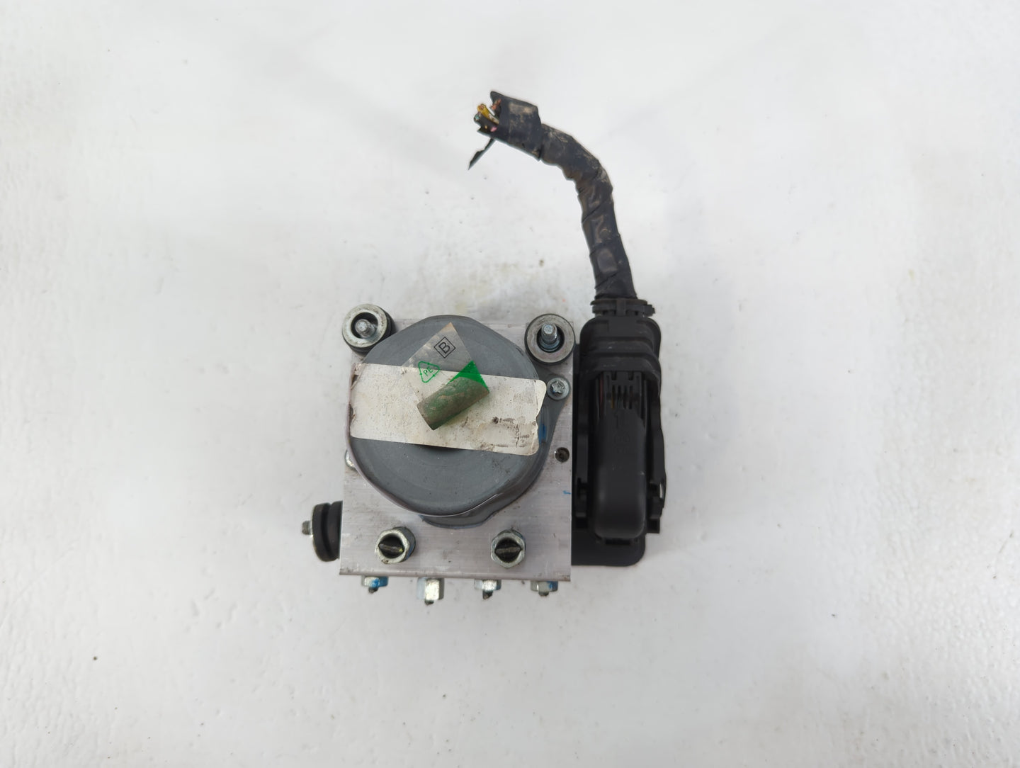 2018-2020 Nissan Rogue ABS Pump Control Module Replacement P/N:47660 7FL2A Fits Fits 2018 2019 2020 OEM Used Auto Parts - Oe