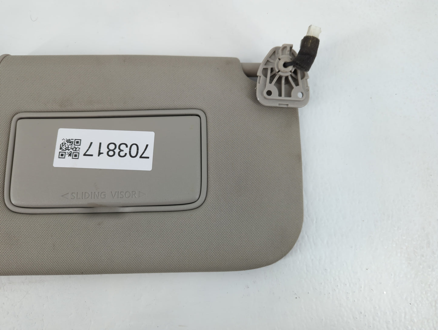 2018-2020 Nissan Rogue Sun Visor Shade Replacement Passenger Right Mirror Fits Fits 2018 2019 2020 OEM Used Auto Parts - Oem