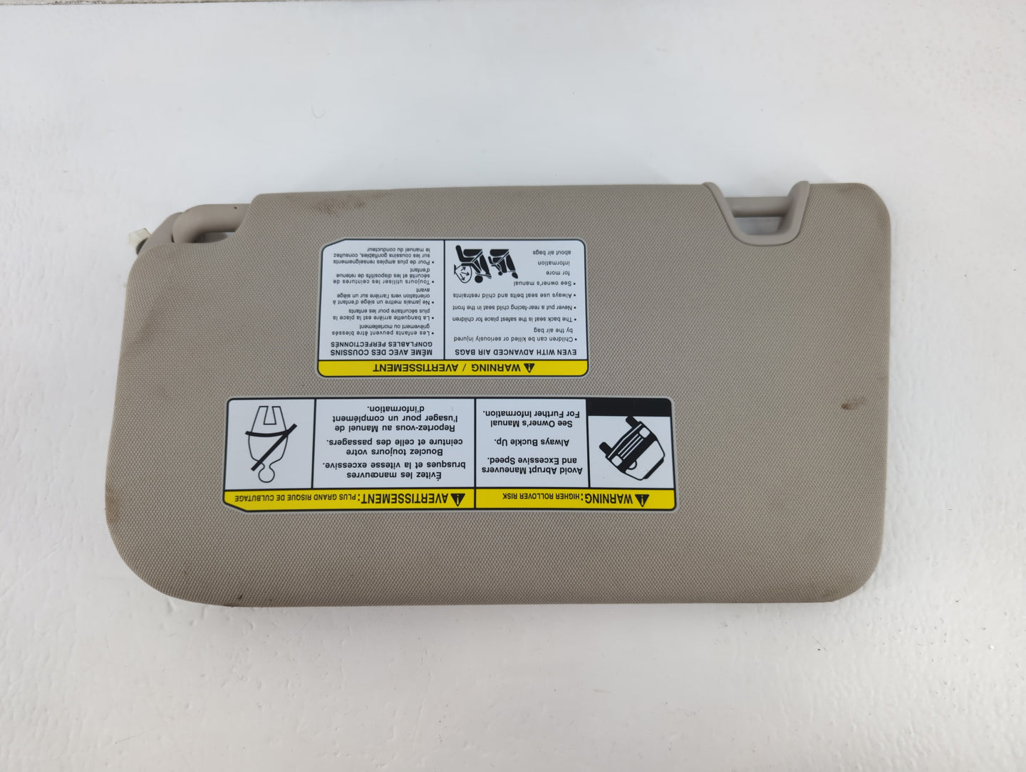 2018-2020 Nissan Rogue Sun Visor Shade Replacement Passenger Right Mirror Fits Fits 2018 2019 2020 OEM Used Auto Parts - Oem