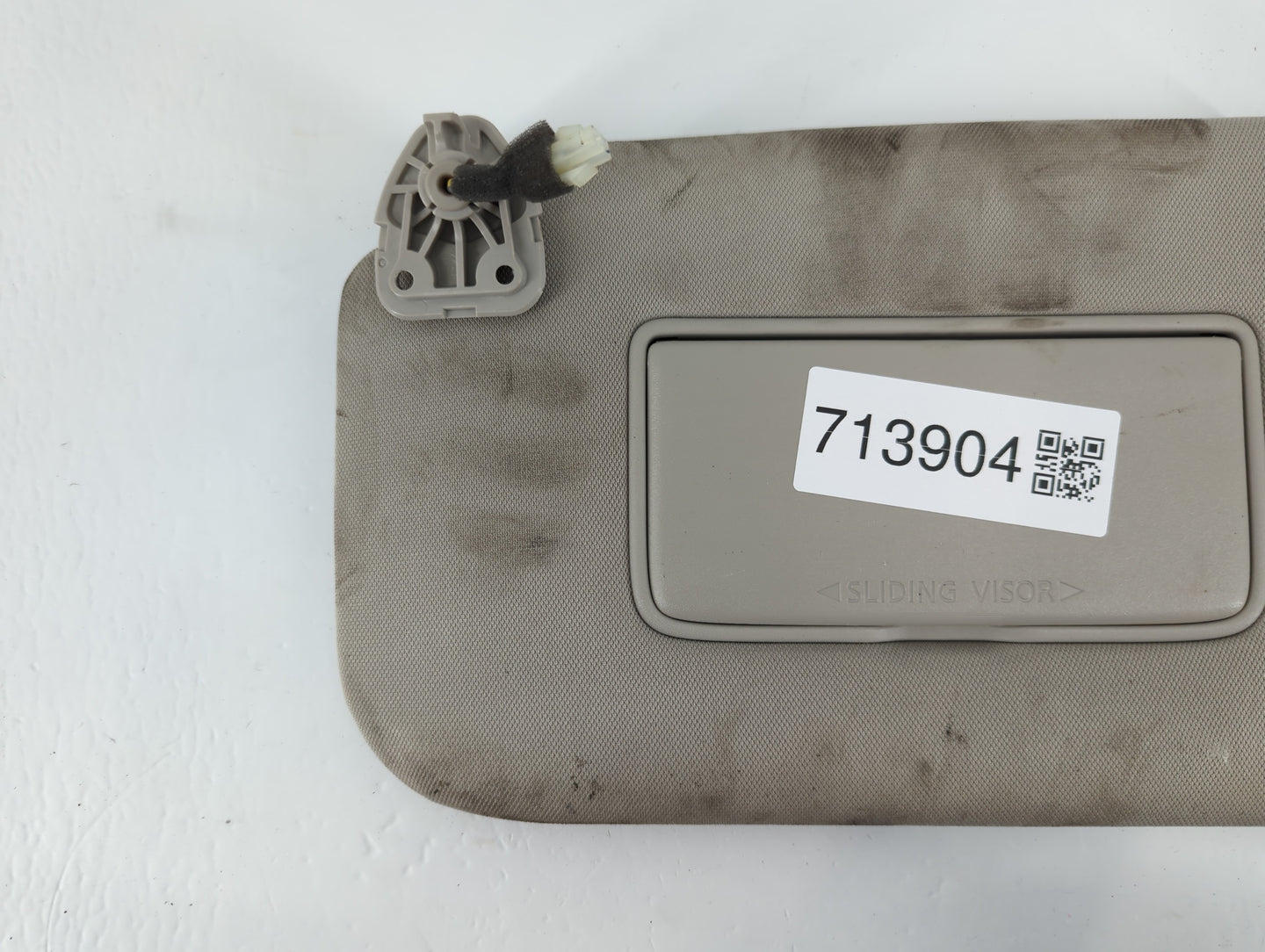 2018-2020 Nissan Rogue Sun Visor Shade Replacement Driver Left Mirror Fits Fits 2018 2019 2020 OEM Used Auto Parts - Oemused