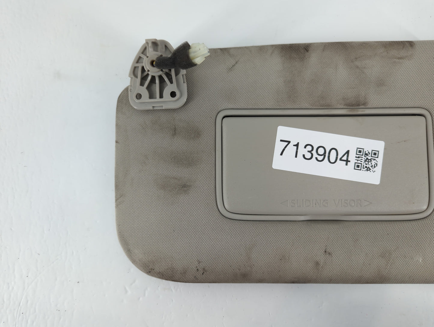 2018-2020 Nissan Rogue Sun Visor Shade Replacement Driver Left Mirror Fits Fits 2018 2019 2020 OEM Used Auto Parts - Oemused