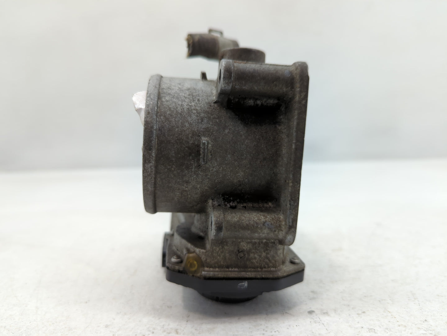 2014-2020 Nissan Rogue Throttle Body P/N:3TA60-01A Fits Fits 2013 2014 2015 2016 2017 2018 2019 2020 OEM Used Auto Parts - O