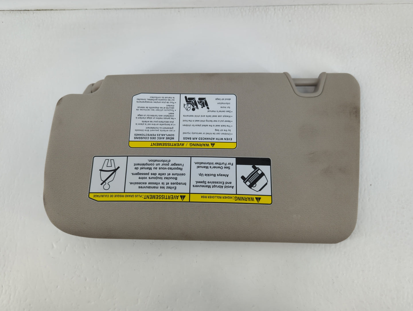 2018-2020 Nissan Rogue Sun Visor Shade Replacement Passenger Right Mirror Fits Fits 2018 2019 2020 OEM Used Auto Parts - Oem
