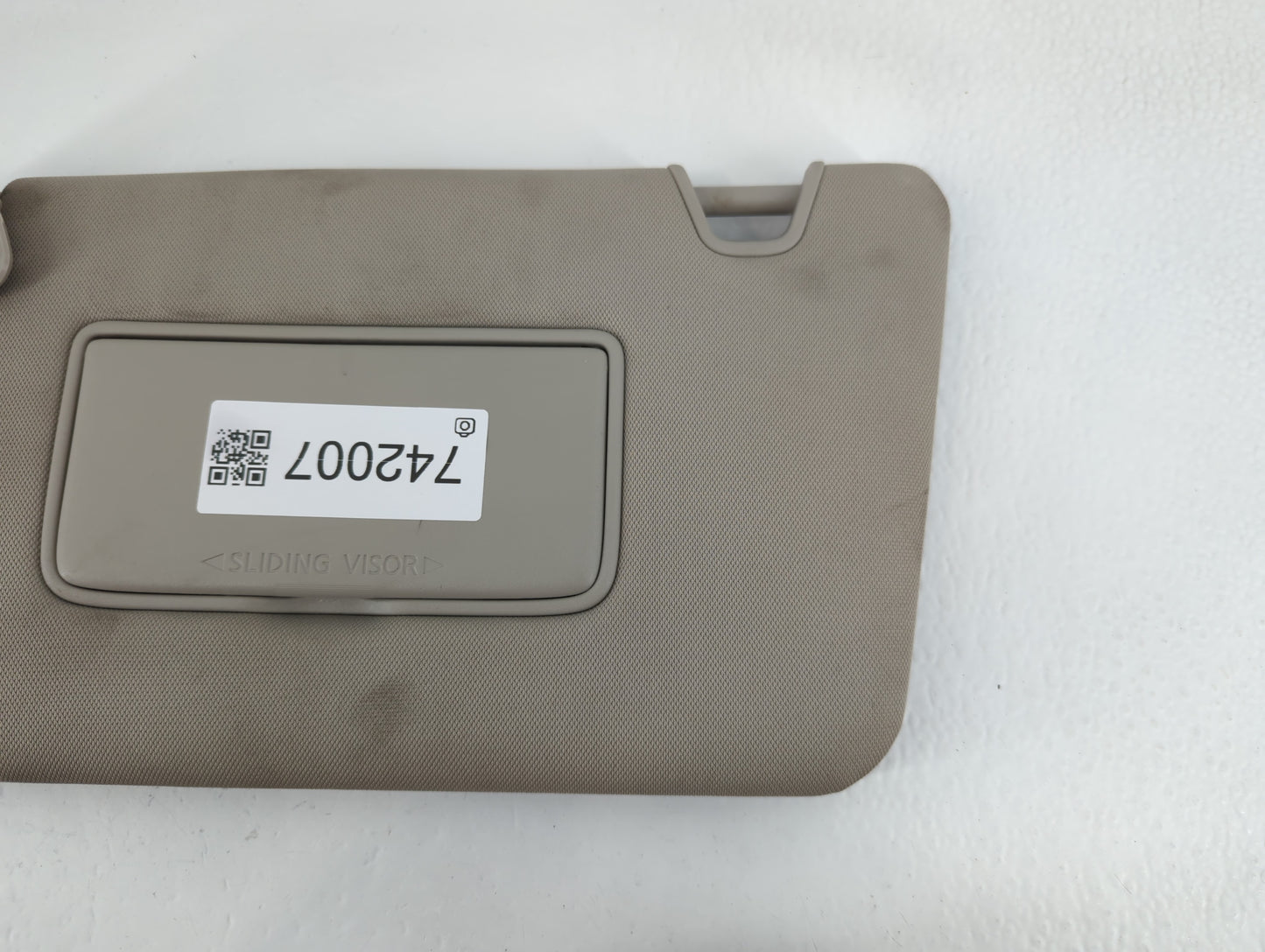 2018-2020 Nissan Rogue Sun Visor Shade Replacement Driver Left Mirror Fits Fits 2018 2019 2020 OEM Used Auto Parts - Oemused