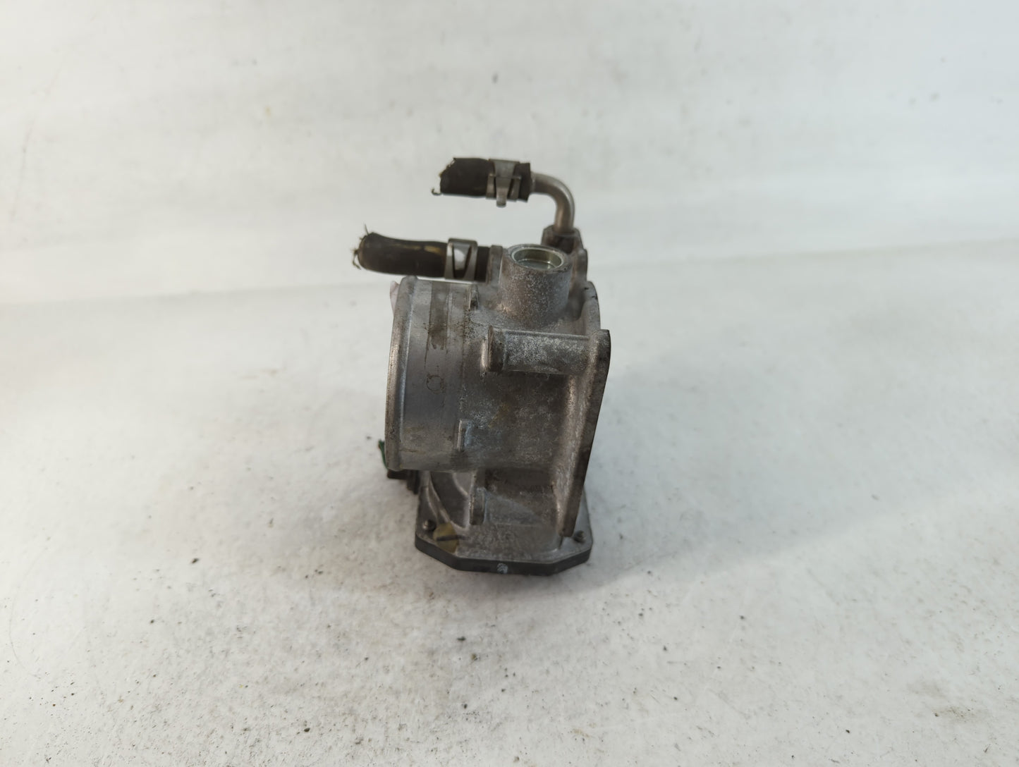 2014-2020 Nissan Rogue Throttle Body P/N:3TA60-01 C Fits Fits 2013 2014 2015 2016 2017 2018 2019 2020 OEM Used Auto Parts - 