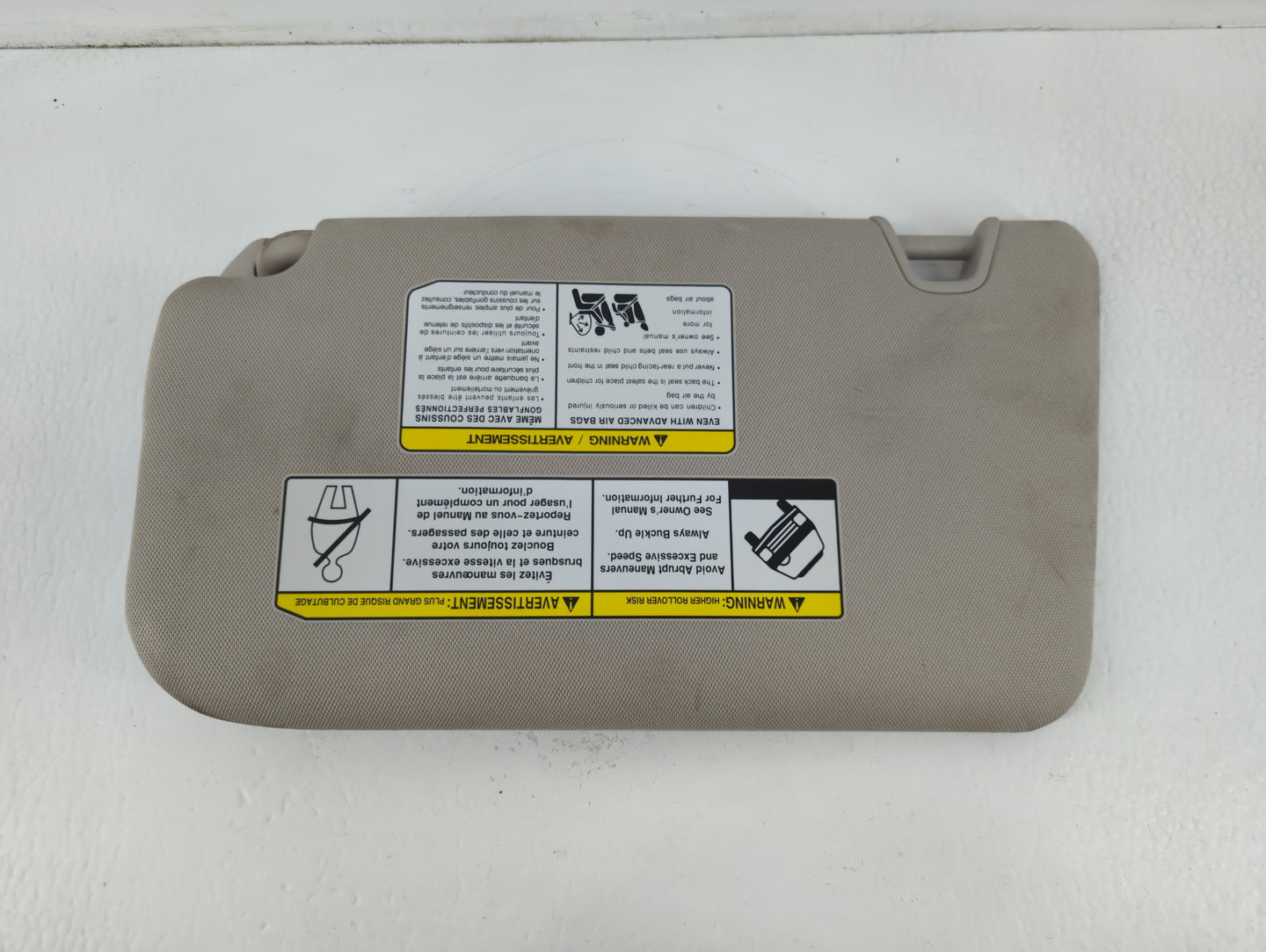 2018-2020 Nissan Rogue Sun Visor Shade Replacement Passenger Right Mirror Fits Fits 2018 2019 2020 OEM Used Auto Parts - Oem