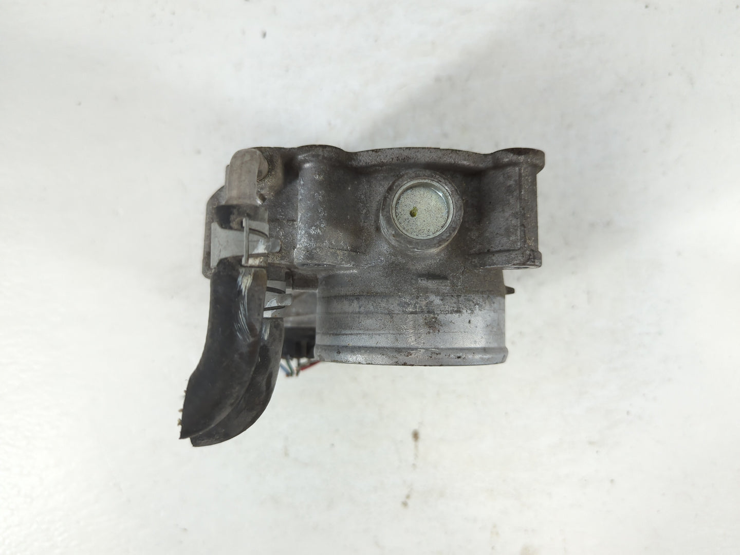 2014-2020 Nissan Rogue Throttle Body P/N:3TA60-01 C Fits Fits 2013 2014 2015 2016 2017 2018 2019 2020 OEM Used Auto Parts - 