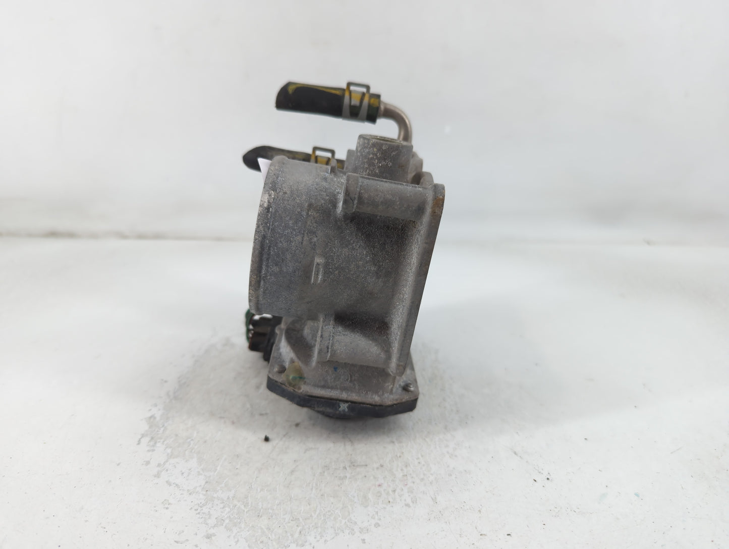 2014-2020 Nissan Rogue Throttle Body P/N:3TA60-01 C Fits Fits 2013 2014 2015 2016 2017 2018 2019 2020 OEM Used Auto Parts - 