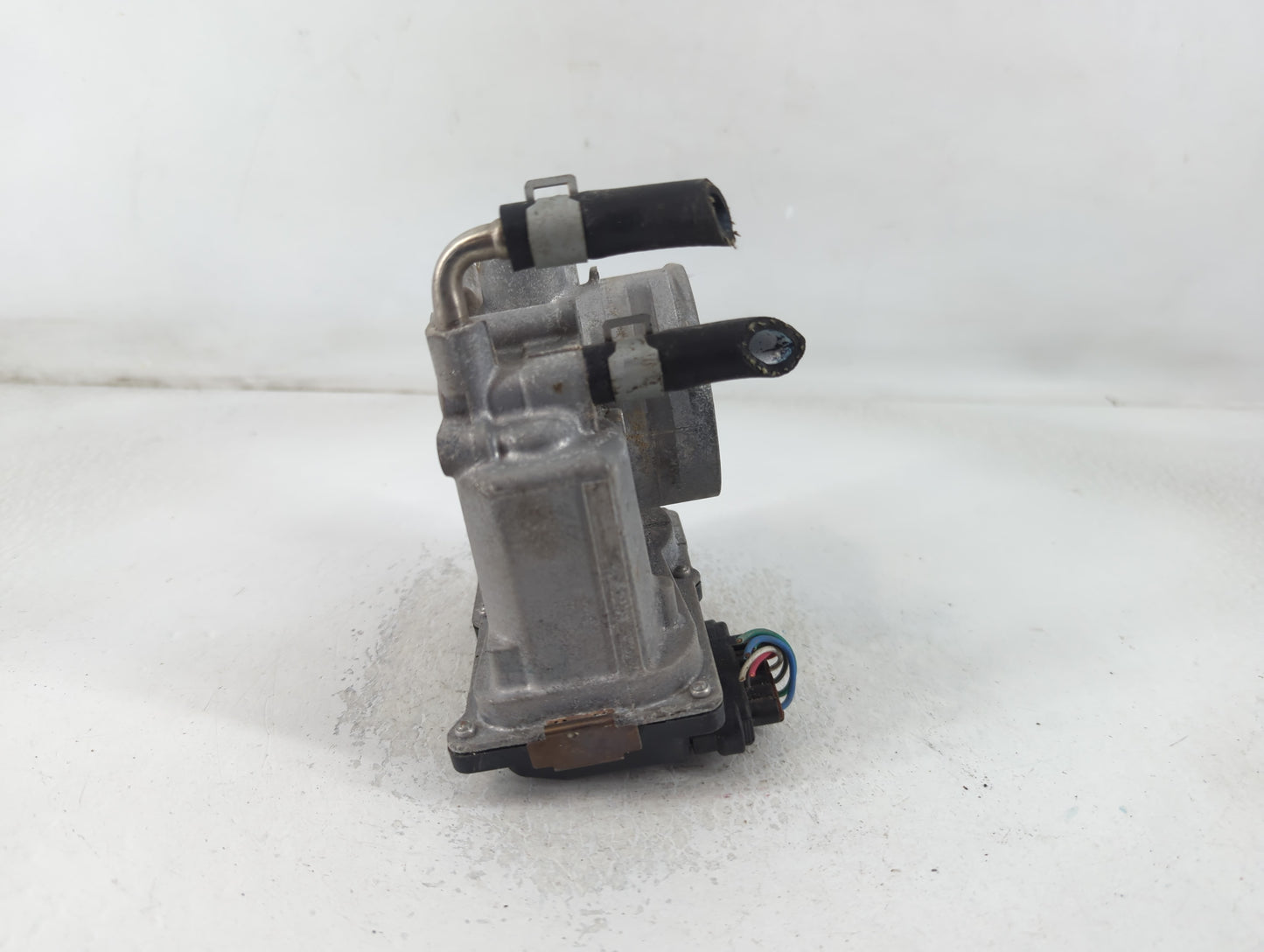 2014-2020 Nissan Rogue Throttle Body P/N:3TA60-01 C Fits Fits 2013 2014 2015 2016 2017 2018 2019 2020 OEM Used Auto Parts - 