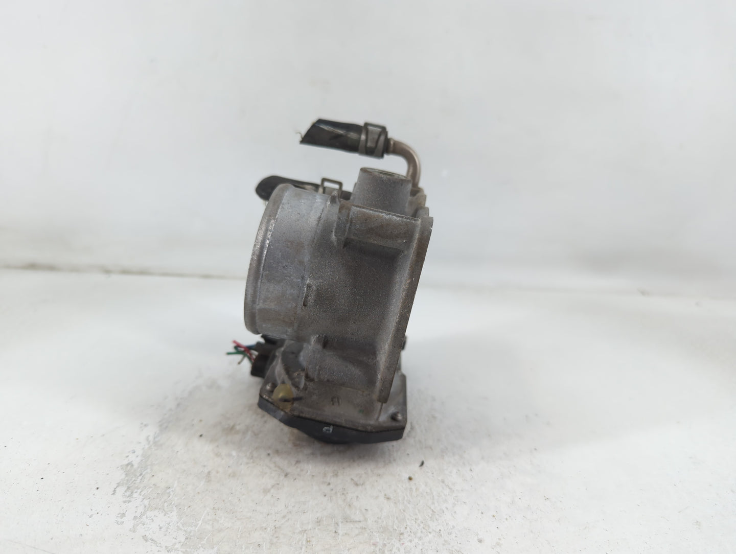 2014-2020 Nissan Rogue Throttle Body P/N:9J2501478 3TA60-01 C Fits Fits 2013 2014 2015 2016 2017 2018 2019 2020 OEM Used Aut
