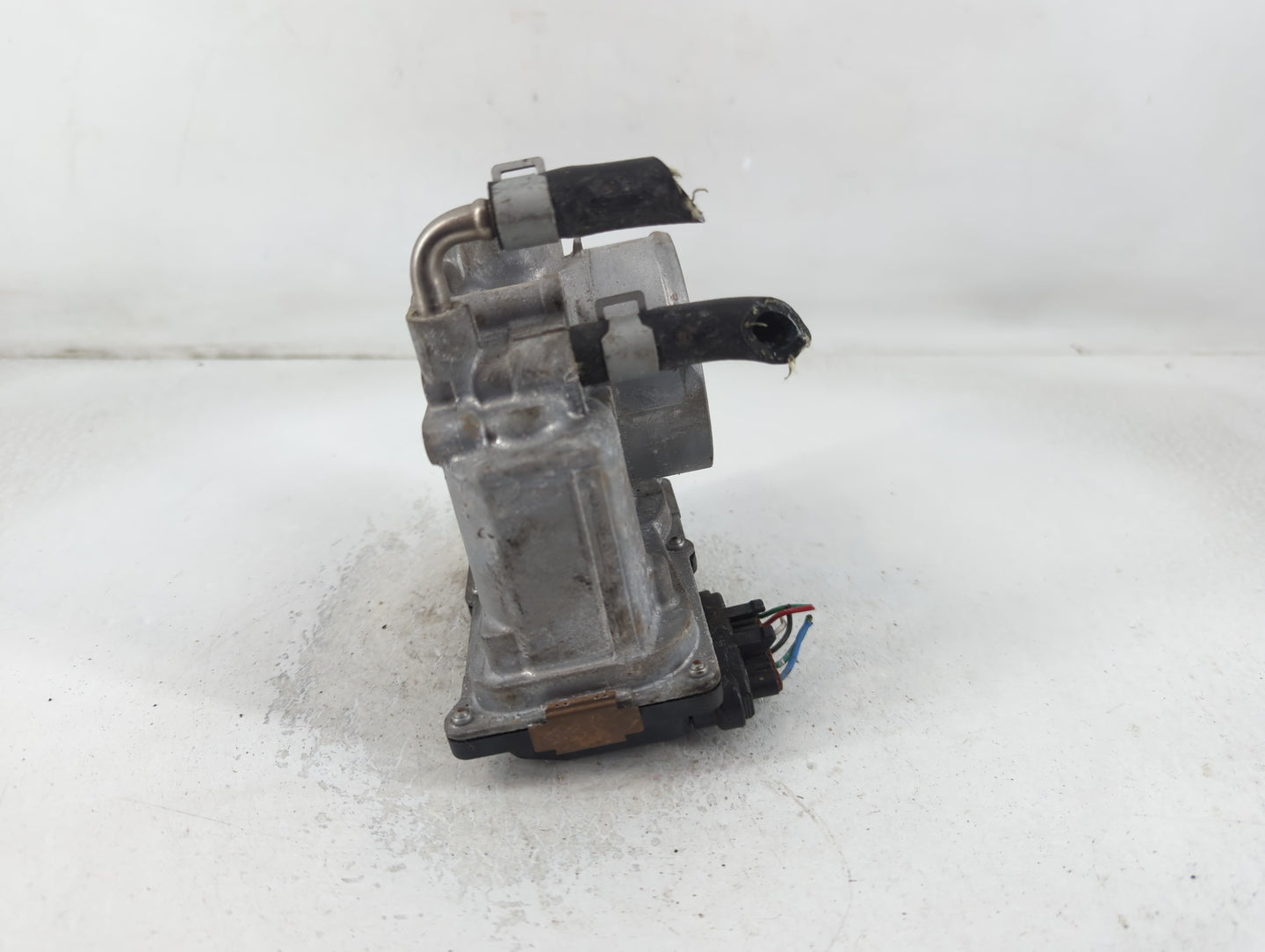 2014-2020 Nissan Rogue Throttle Body P/N:9J2501478 3TA60-01 C Fits Fits 2013 2014 2015 2016 2017 2018 2019 2020 OEM Used Aut
