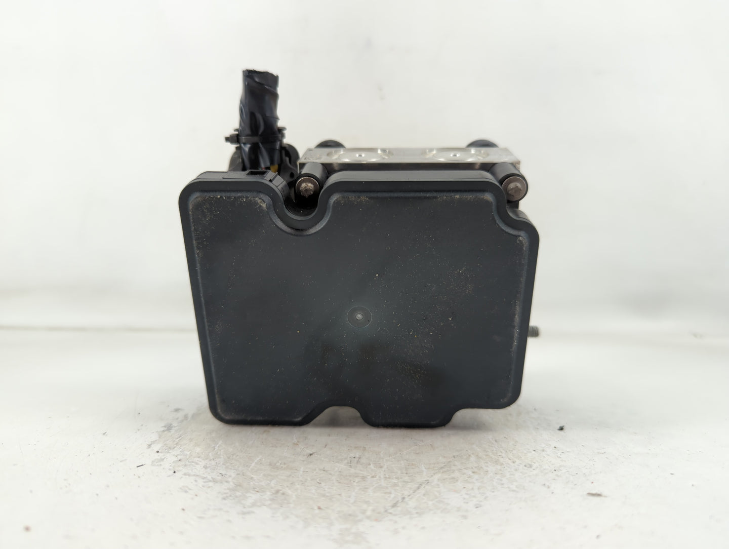 2019-2020 Nissan Rogue ABS Pump Control Module Replacement P/N:47660 9TF2A Fits Fits 2019 2020 OEM Used Auto Parts - Oemused