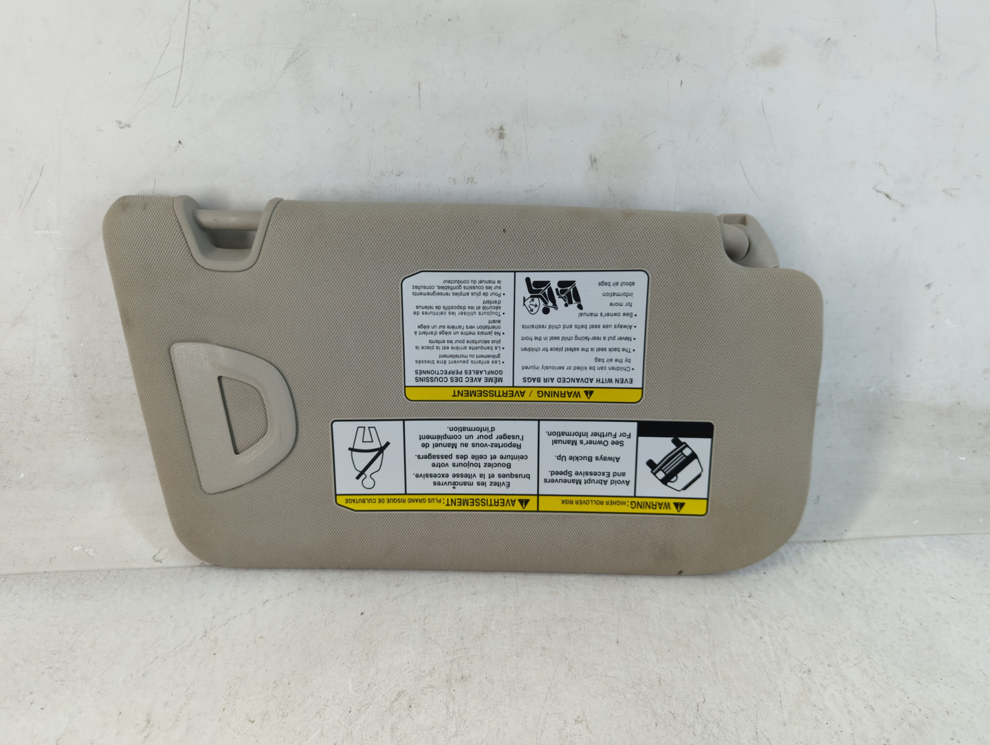 2018-2020 Nissan Rogue Sun Visor Shade Replacement Driver Left Mirror Fits Fits 2018 2019 2020 OEM Used Auto Parts - Oemused