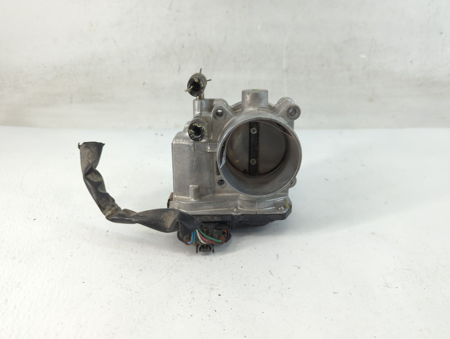 2014-2020 Nissan Rogue Throttle Body P/N:3TA60-01 C Fits Fits 2013 2014 2015 2016 2017 2018 2019 2020 OEM Used Auto Parts - 