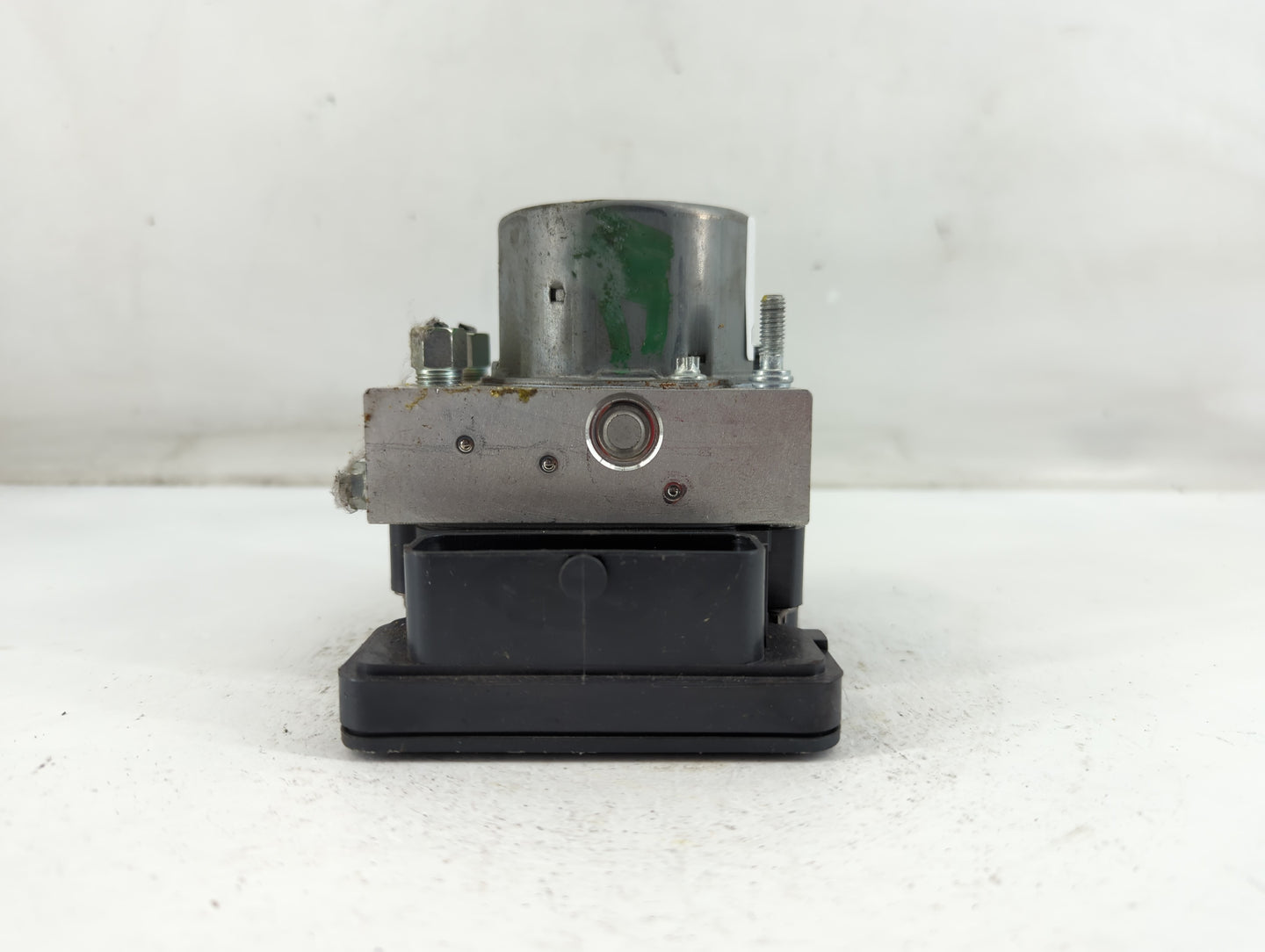 2019-2020 Nissan Rogue ABS Pump Control Module Replacement P/N:47660 9TF2A Fits Fits 2019 2020 OEM Used Auto Parts - Oemused
