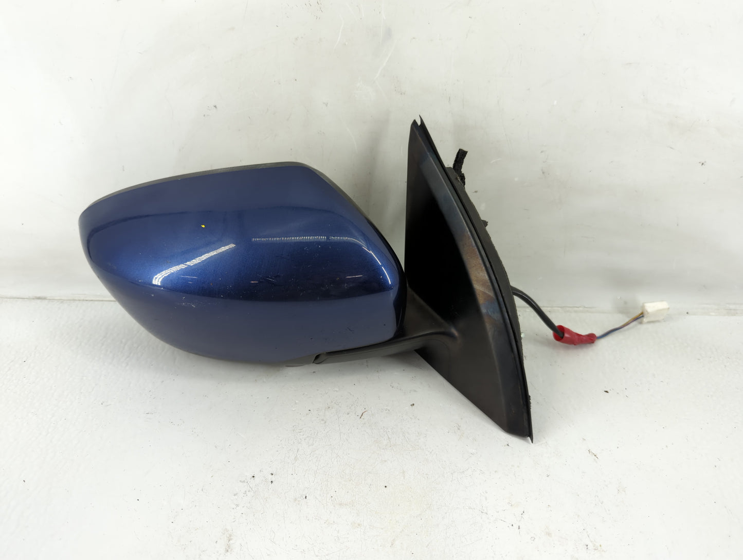 2017-2022 Nissan Rogue Sport Passenger Side View Mirror - Right Door Mirror OEM Used - Oemusedautoparts1.com