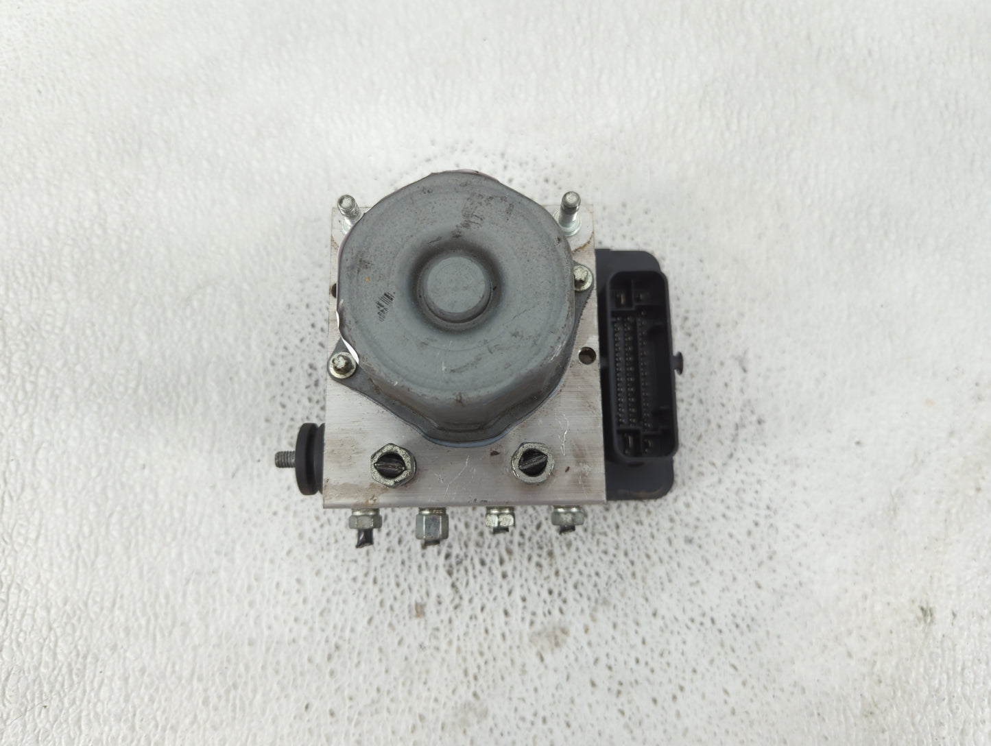 2019-2021 Nissan Rogue Sport ABS Pump Control Module Replacement P/N:47660 6MM0A Fits Fits 2019 2020 2021 OEM Used Auto Part