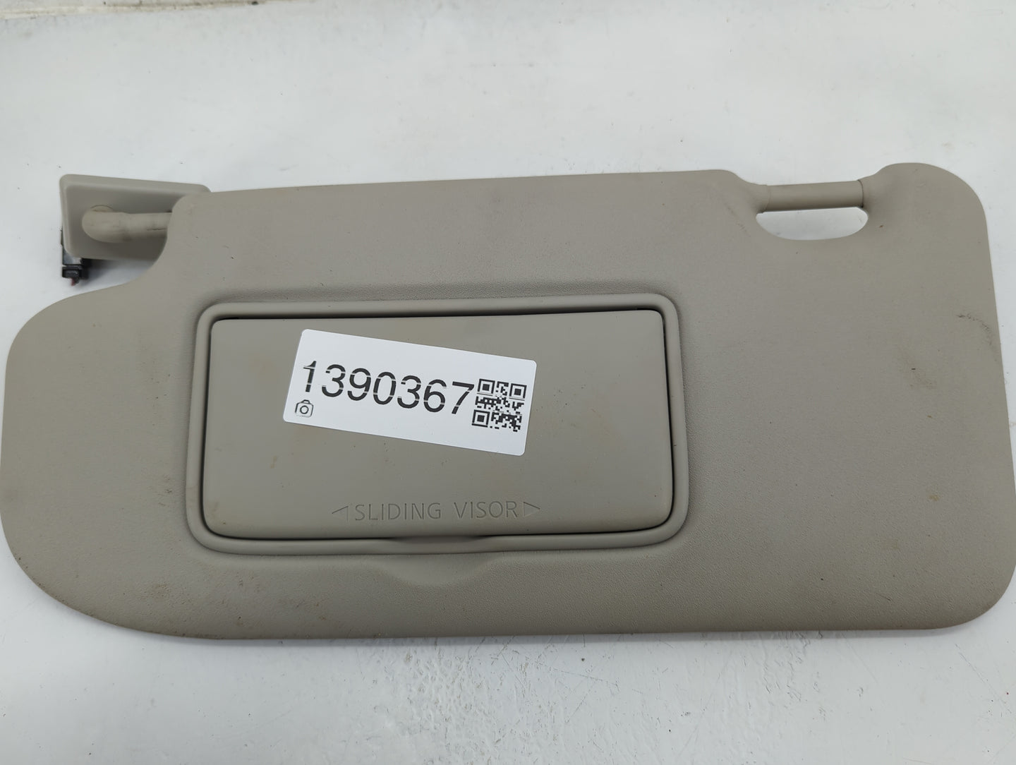 2019-2022 Nissan Rogue Sport Sun Visor Shade Replacement Driver Left Mirror Fits Fits 2019 2020 2021 2022 OEM Used Auto Part